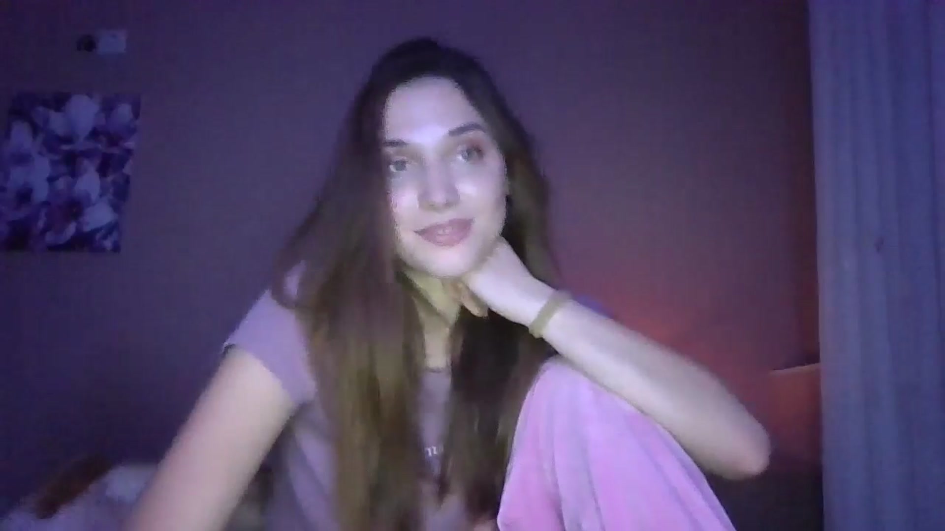 Gallery image thumbnail from HaleyReed's myfreecams stream on, 11/30/2024, 16:37 image 5 of 20