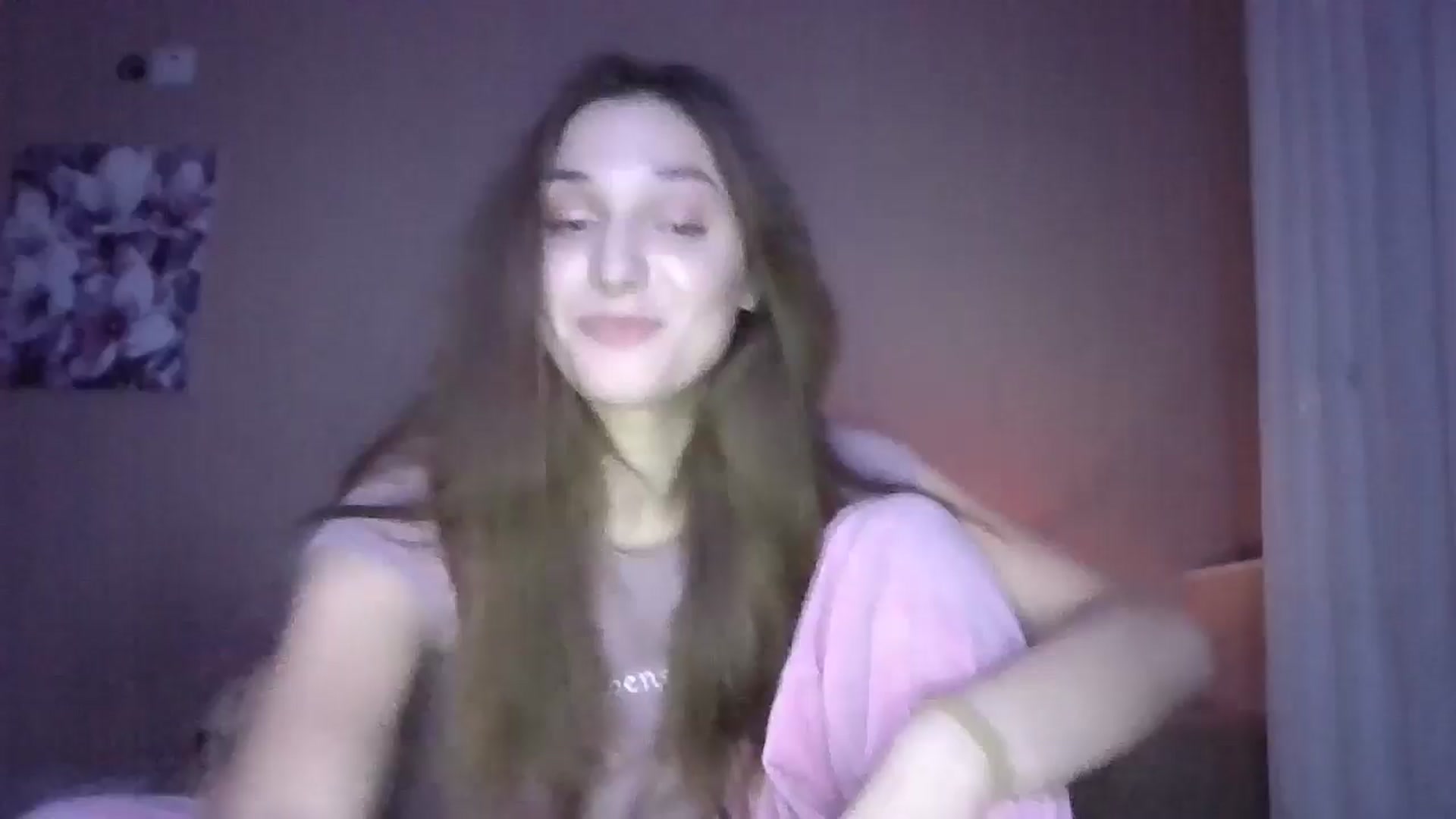 Gallery image thumbnail from HaleyReed's myfreecams stream on, 11/30/2024, 16:37 image 2 of 20