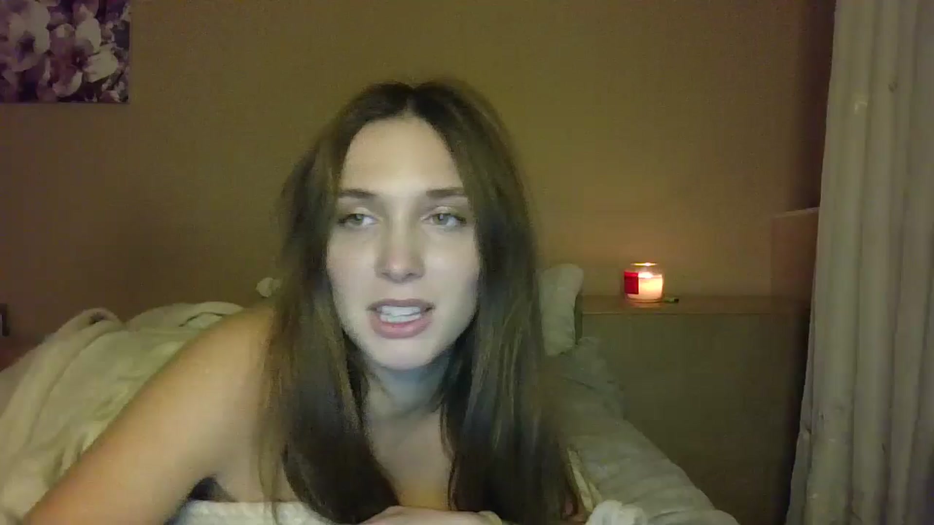 Gallery image thumbnail from HaleyReed's myfreecams stream on, 11/30/2024, 17:19 image 3 of 20