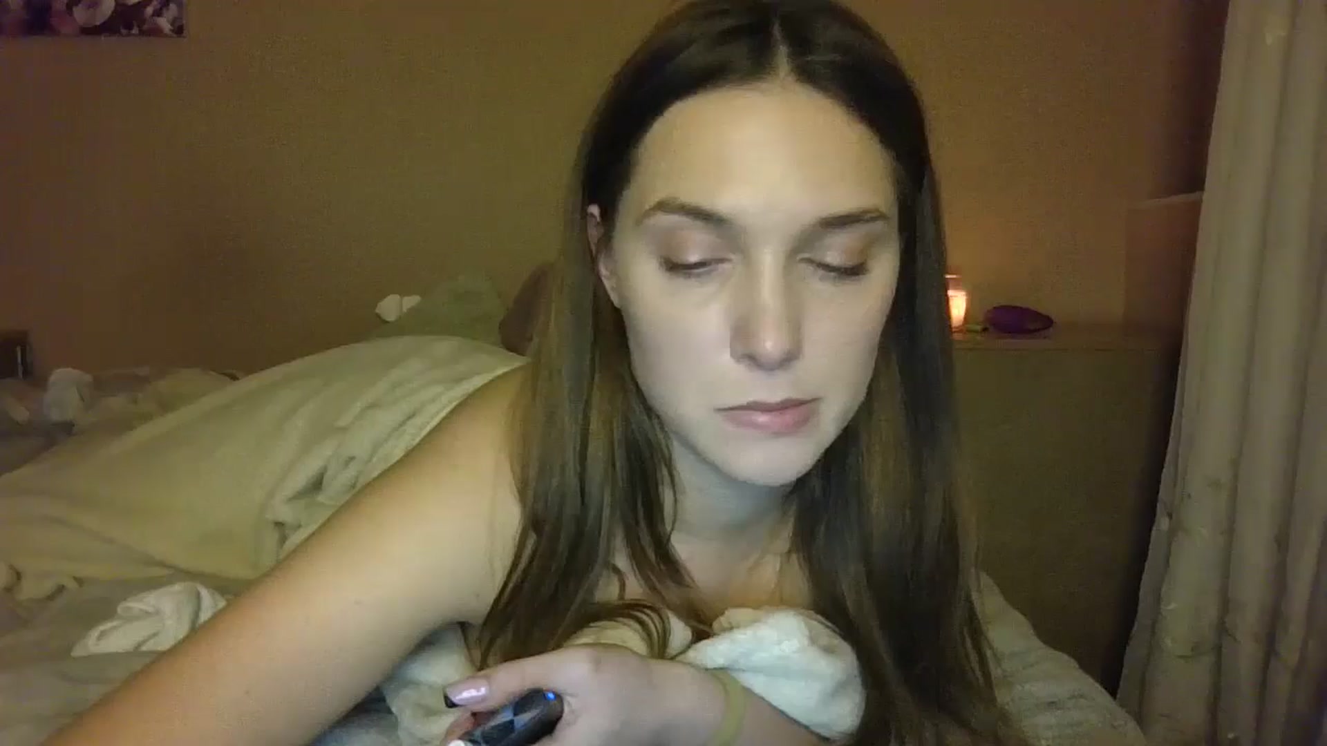 Gallery image thumbnail from HaleyReed's myfreecams stream on, 11/30/2024, 17:34 image 7 of 20