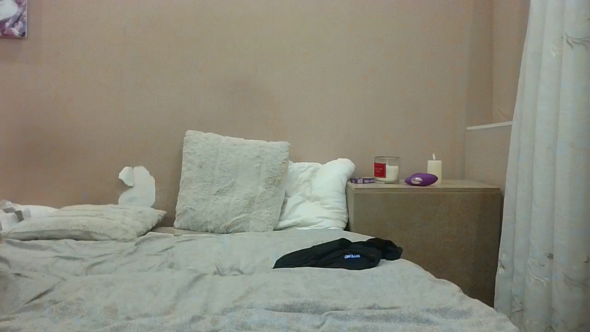 Gallery image thumbnail from HaleyReed's myfreecams stream on, 12/01/2024, 15:10 image 17 of 20