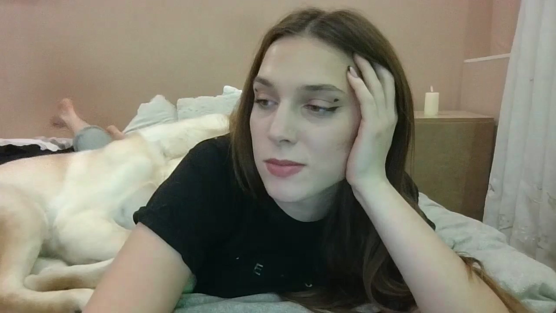 Gallery image thumbnail from HaleyReed's myfreecams stream on, 12/01/2024, 16:41 image 17 of 20