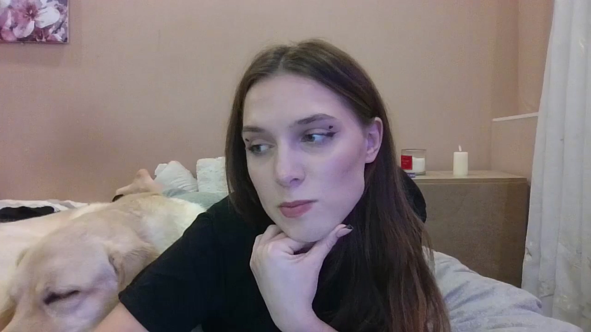 Gallery image thumbnail from HaleyReed's myfreecams stream on, 12/01/2024, 16:41 image 2 of 20