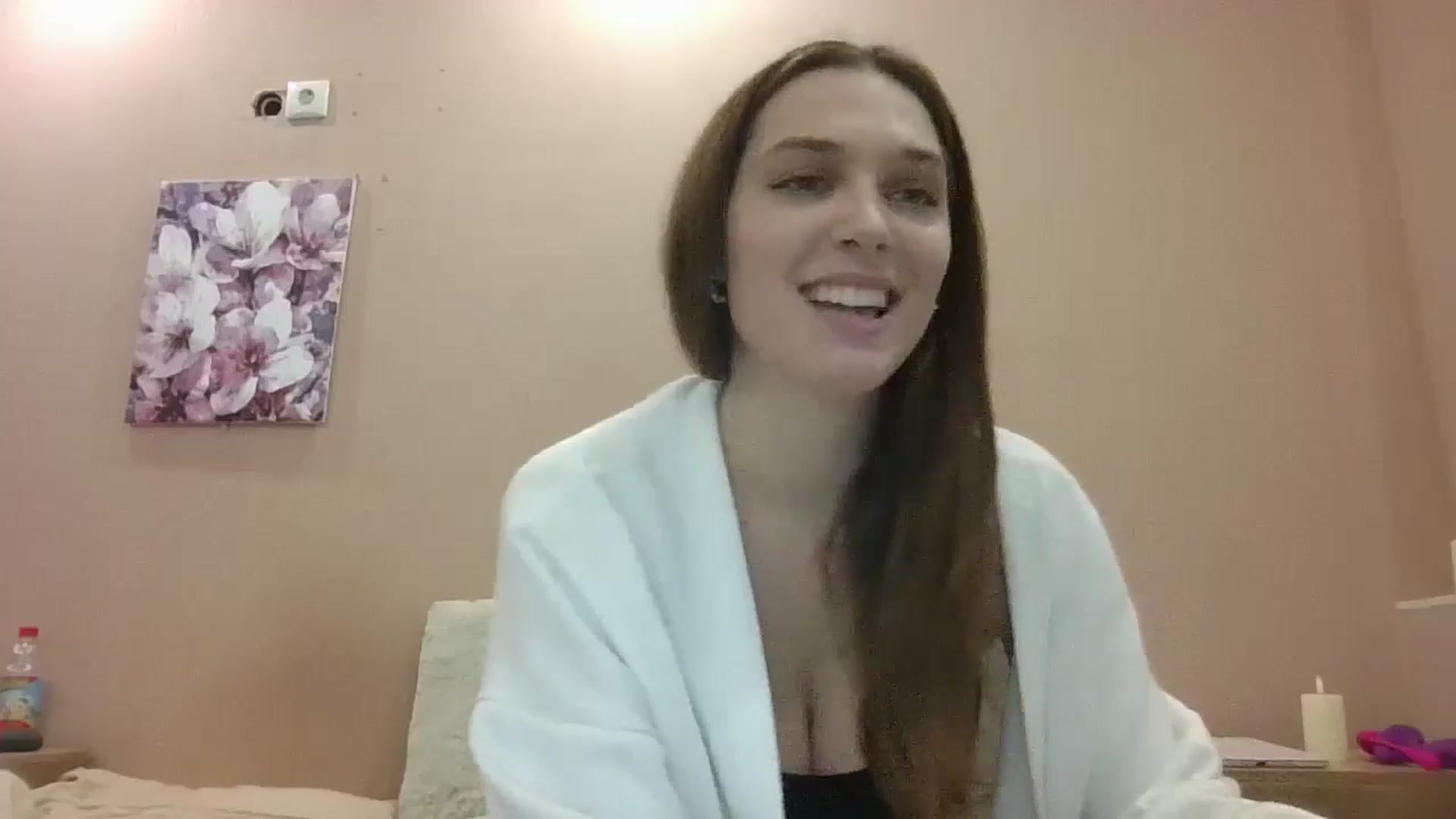 Gallery image thumbnail from HaleyReed's myfreecams stream on, 12/04/2024, 12:35 image 10 of 20