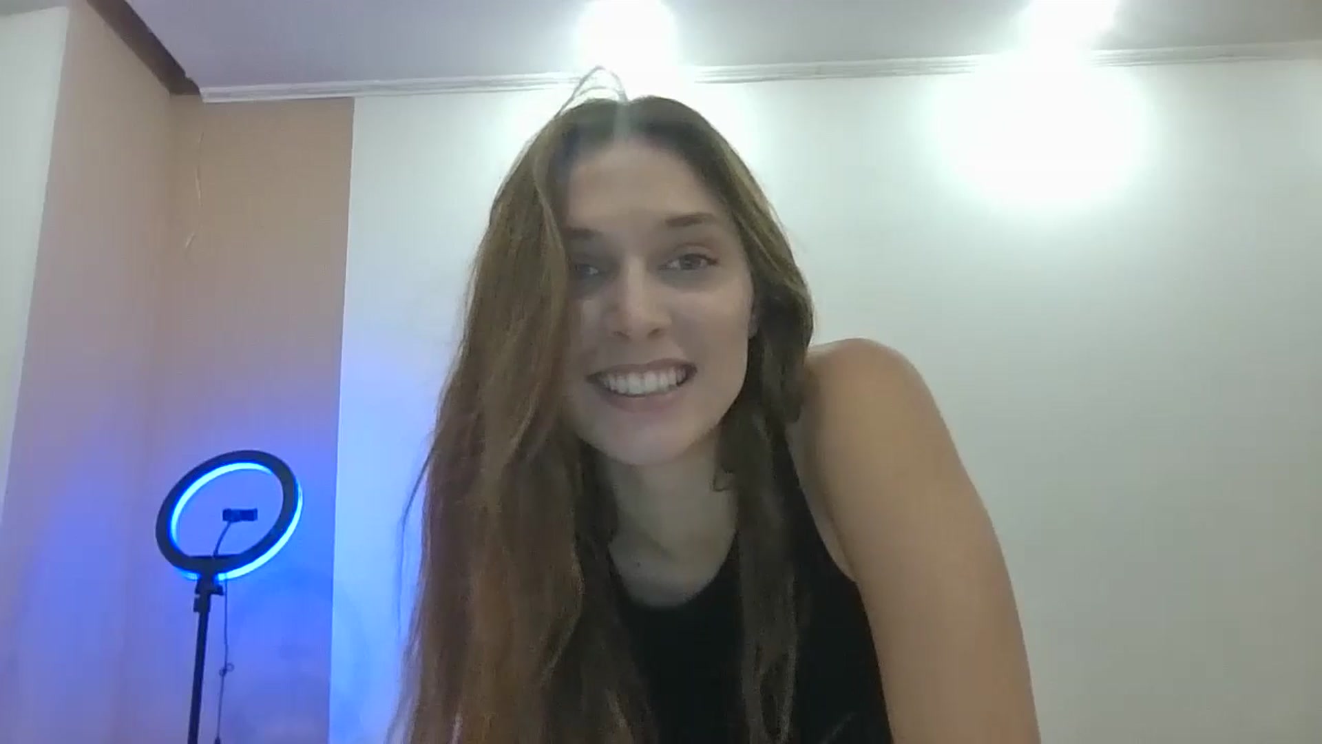 Gallery image thumbnail from HaleyReed's myfreecams stream on, 12/06/2024, 13:46 image 13 of 20