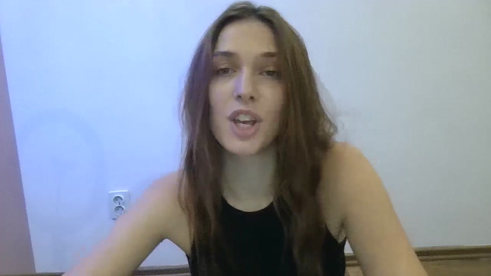 Gallery image thumbnail from HaleyReed's myfreecams stream on, 12/06/2024, 13:46 image 6 of 20