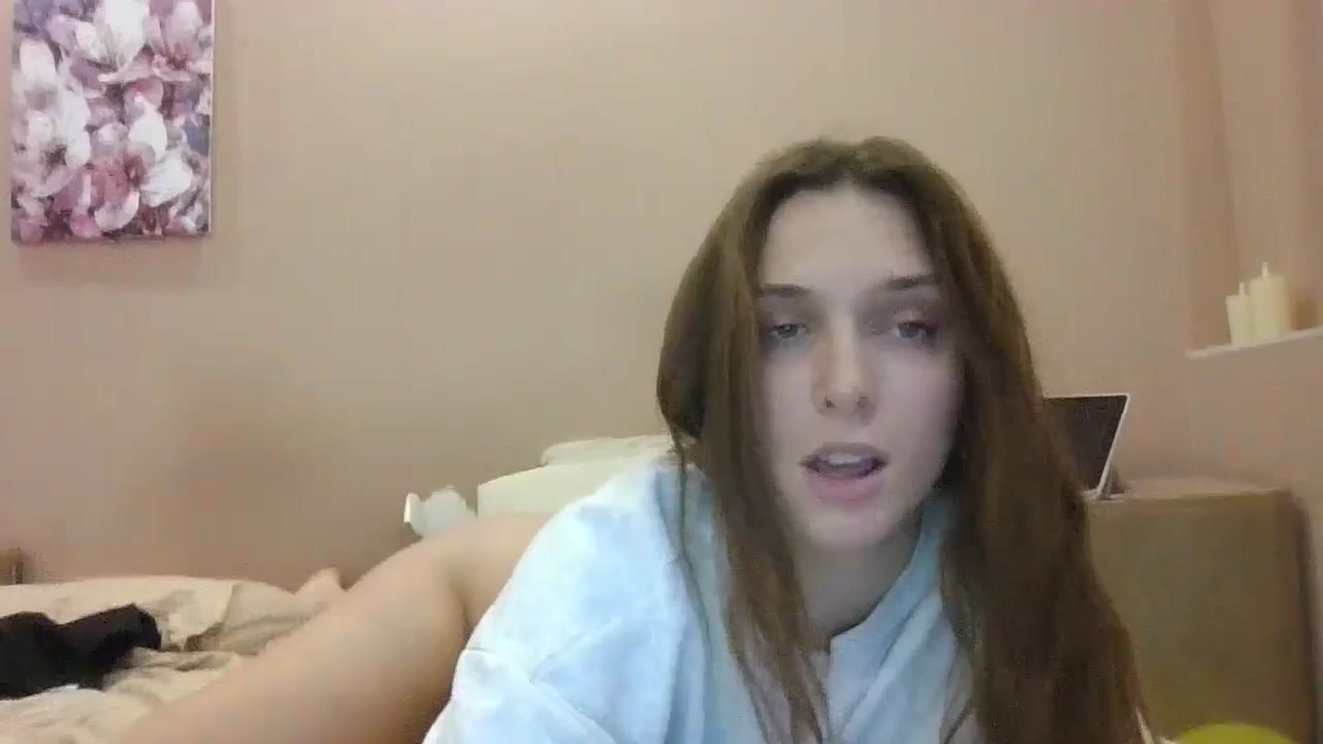 Gallery image thumbnail from HaleyReed's myfreecams stream on, 12/06/2024, 15:33 image 19 of 20