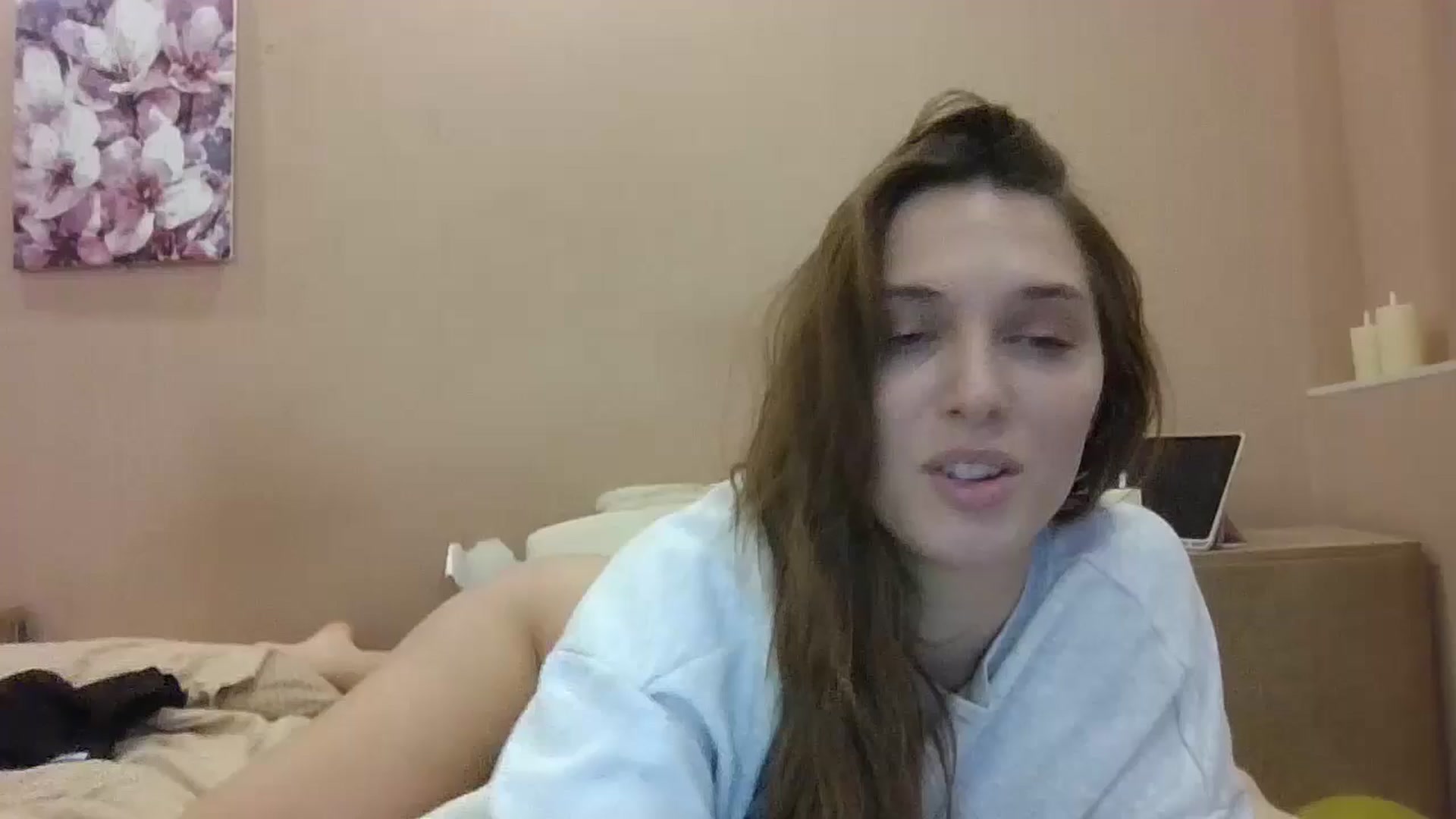 Gallery image thumbnail from HaleyReed's myfreecams stream on, 12/06/2024, 15:33 image 14 of 20