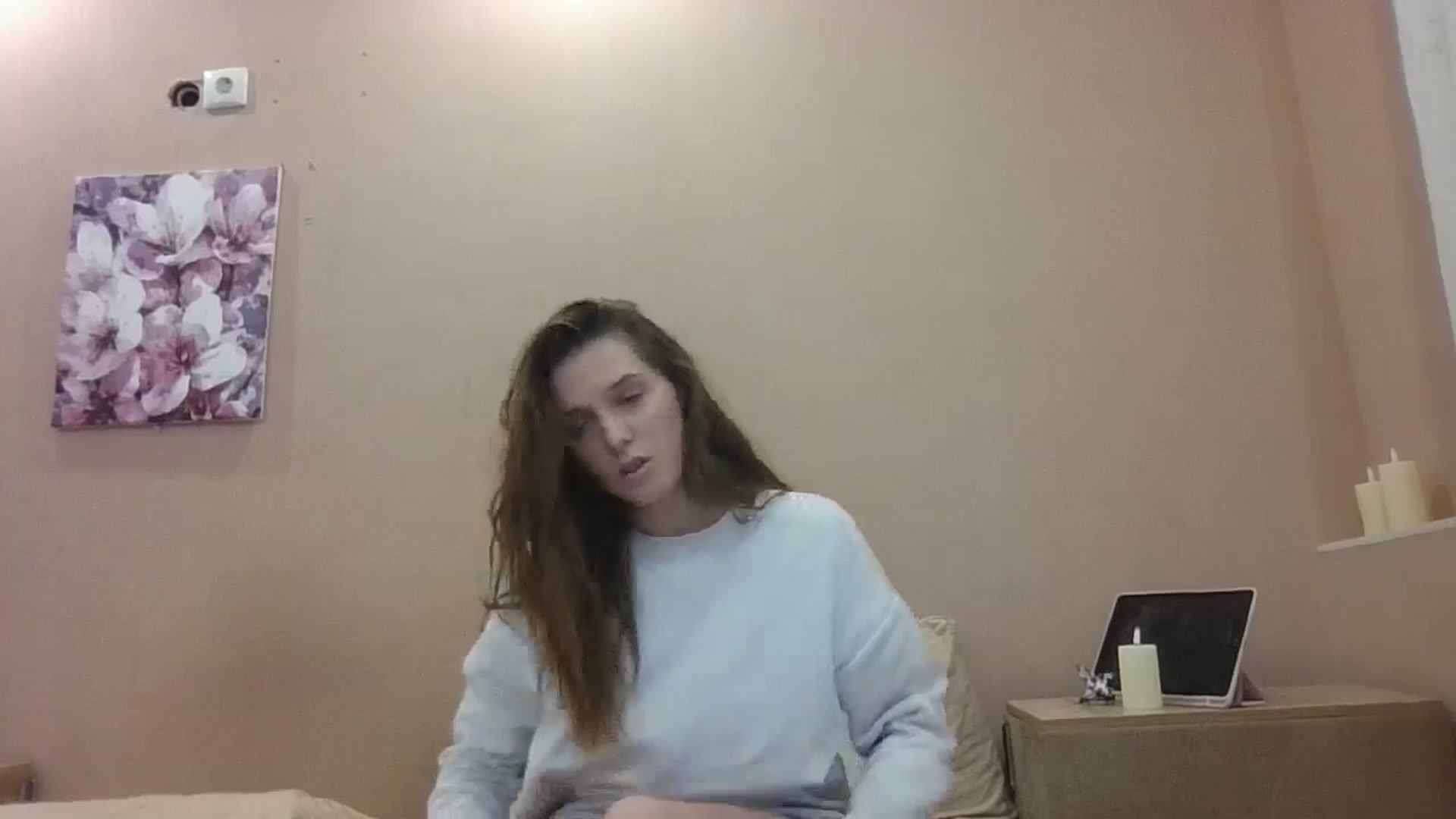 Gallery image thumbnail from HaleyReed's myfreecams stream on, 12/06/2024, 16:01 image 12 of 20