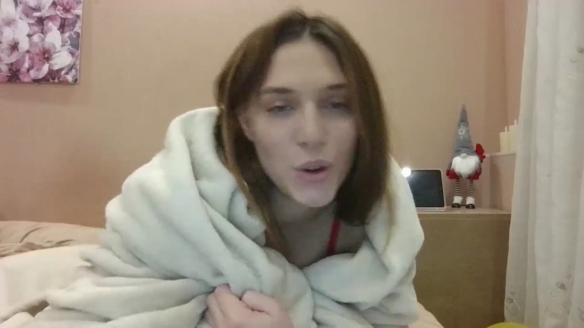 Gallery image thumbnail from HaleyReed's myfreecams stream on, 12/08/2024, 14:31 image 8 of 20