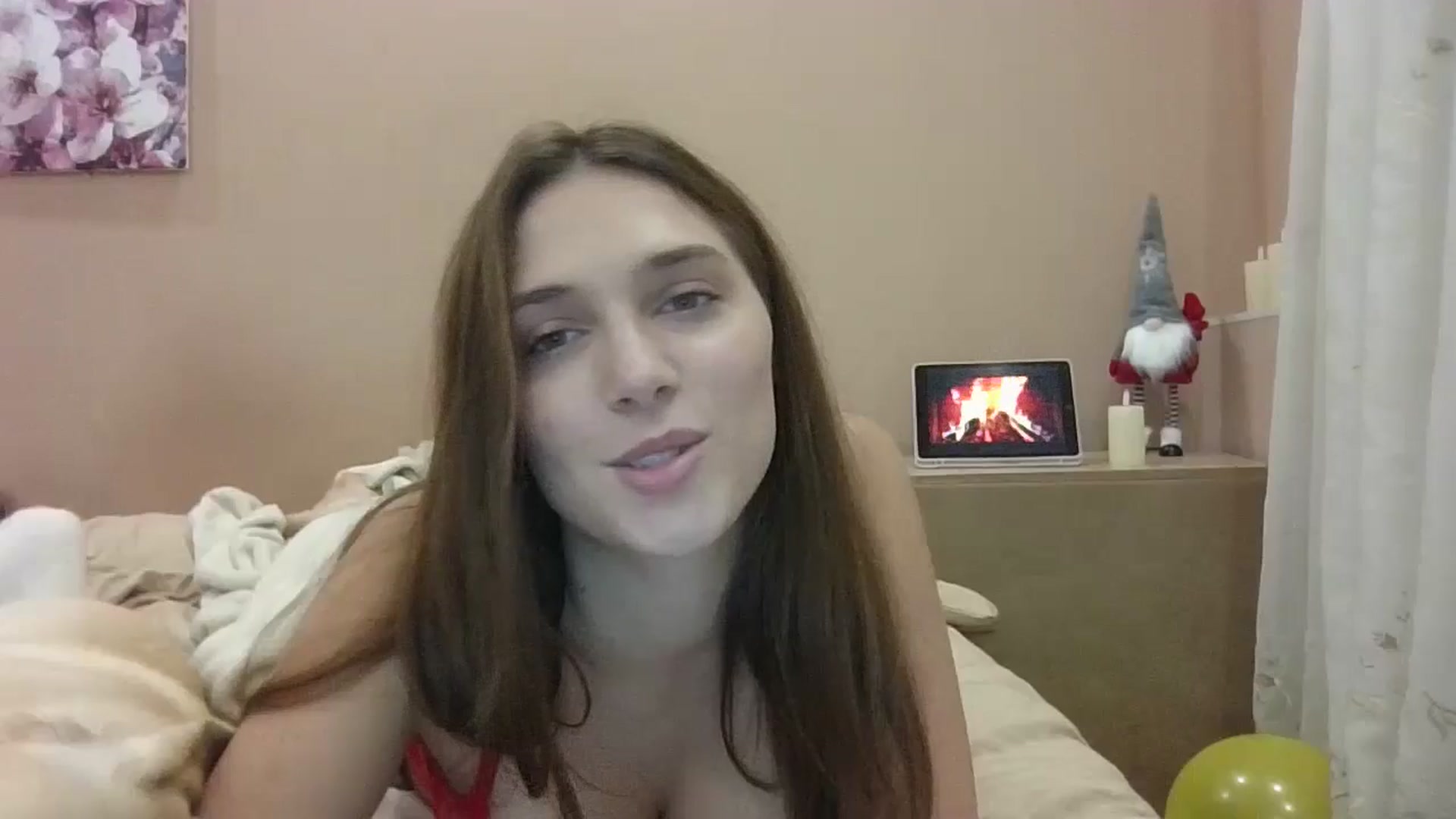 Gallery image thumbnail from HaleyReed's myfreecams stream on, 12/08/2024, 14:52 image 17 of 20