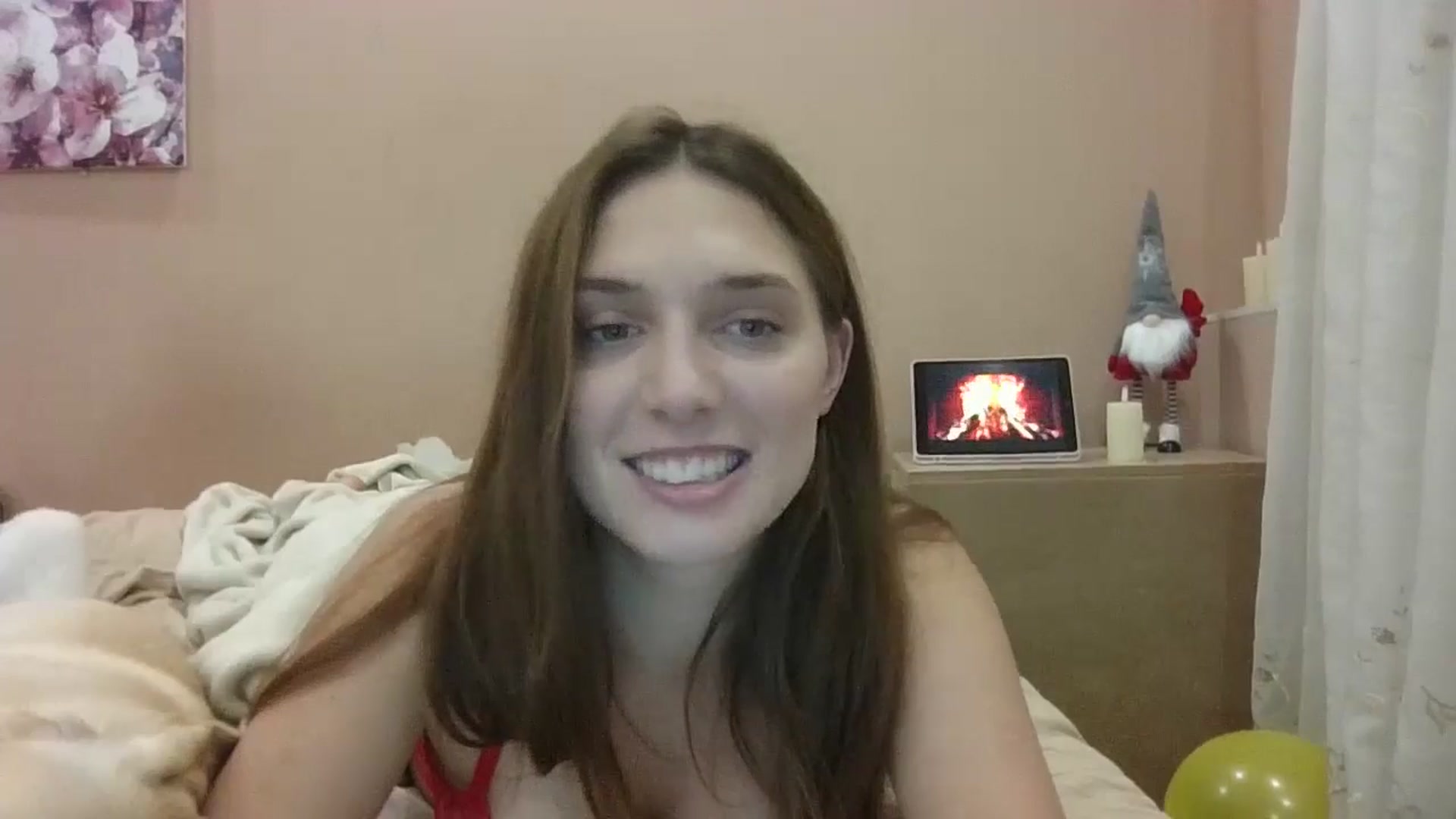 Gallery image thumbnail from HaleyReed's myfreecams stream on, 12/08/2024, 14:52 image 19 of 20