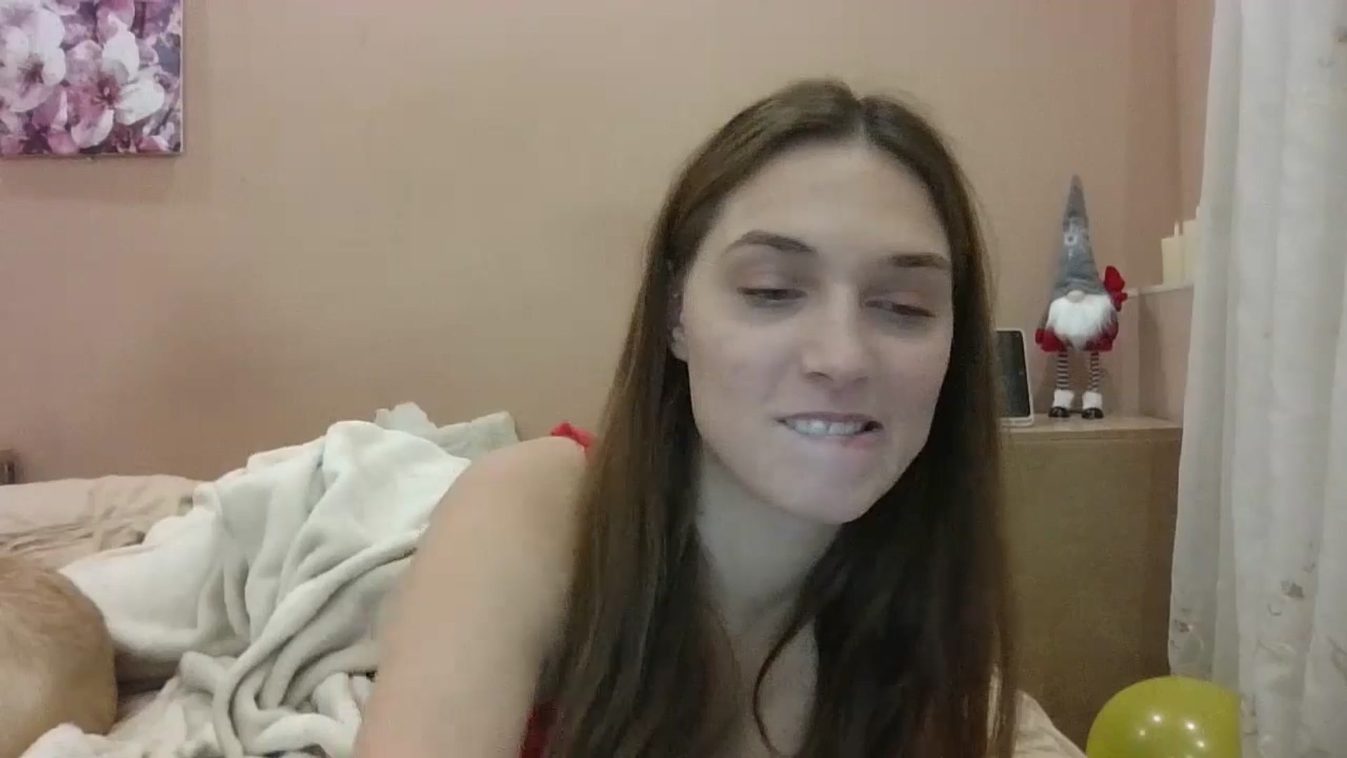 Gallery image thumbnail from HaleyReed's myfreecams stream on, 12/08/2024, 14:52 image 5 of 20