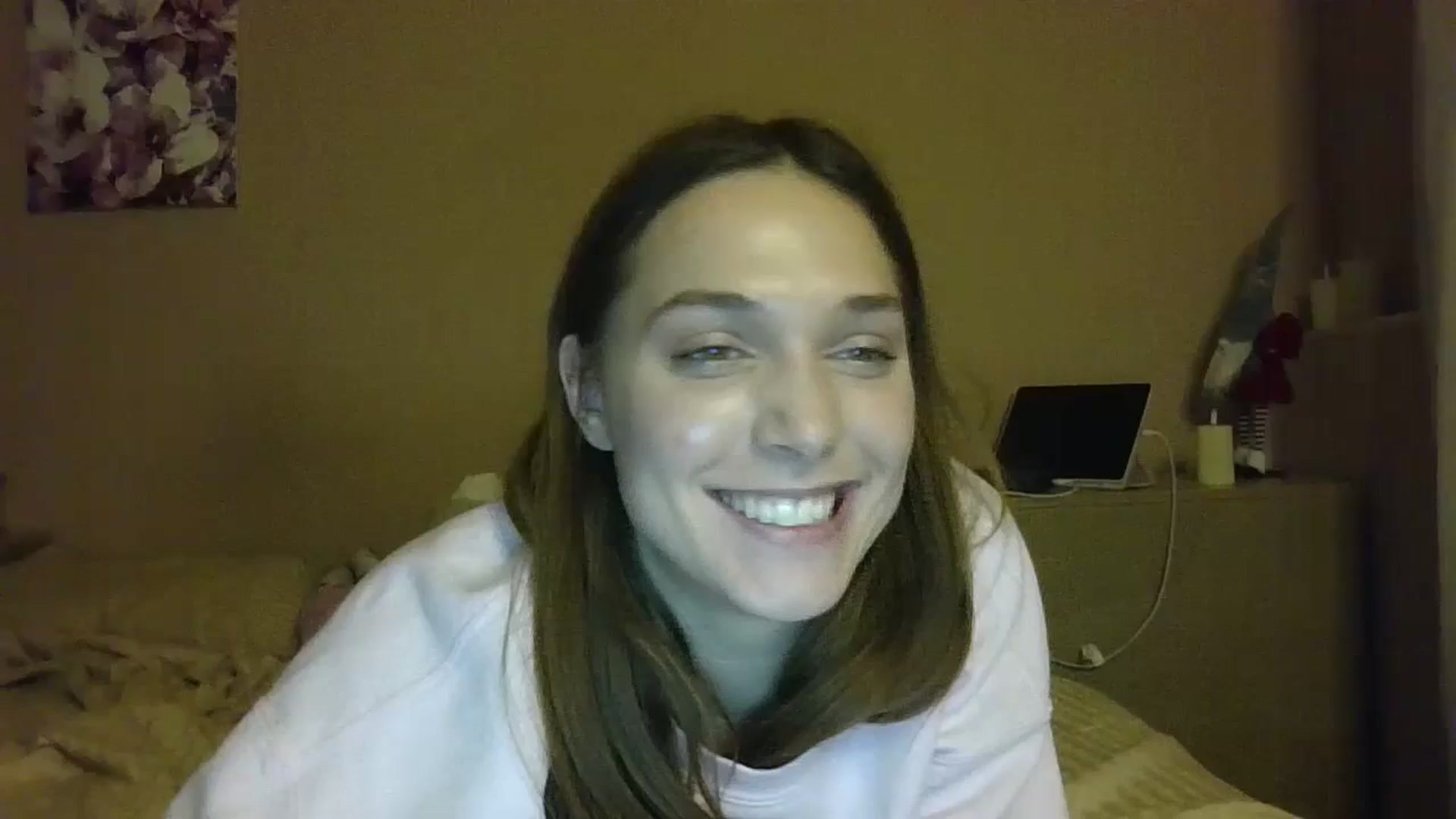 Gallery image thumbnail from HaleyReed's myfreecams stream on, 12/09/2024, 16:43 image 13 of 20