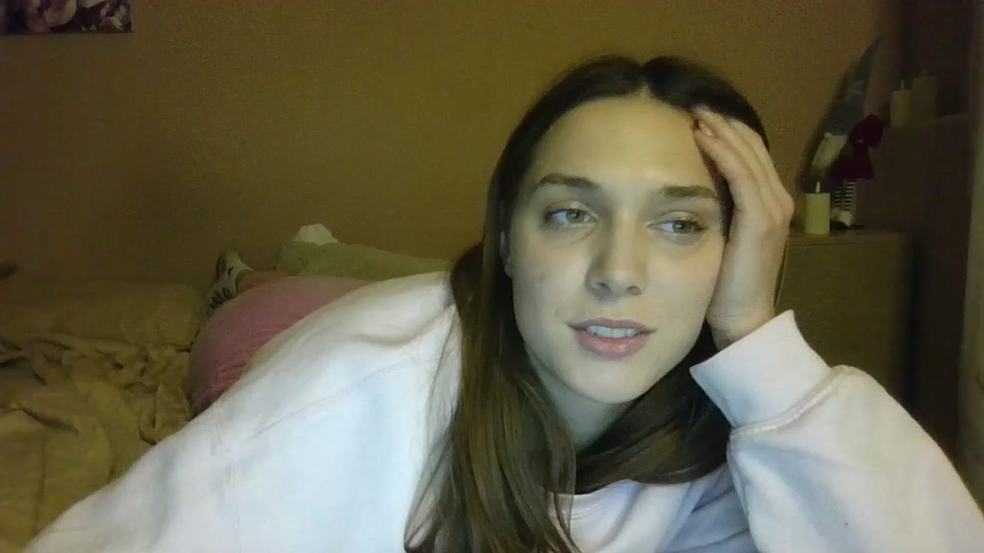 Gallery image thumbnail from HaleyReed's myfreecams stream on, 12/09/2024, 16:43 image 14 of 20