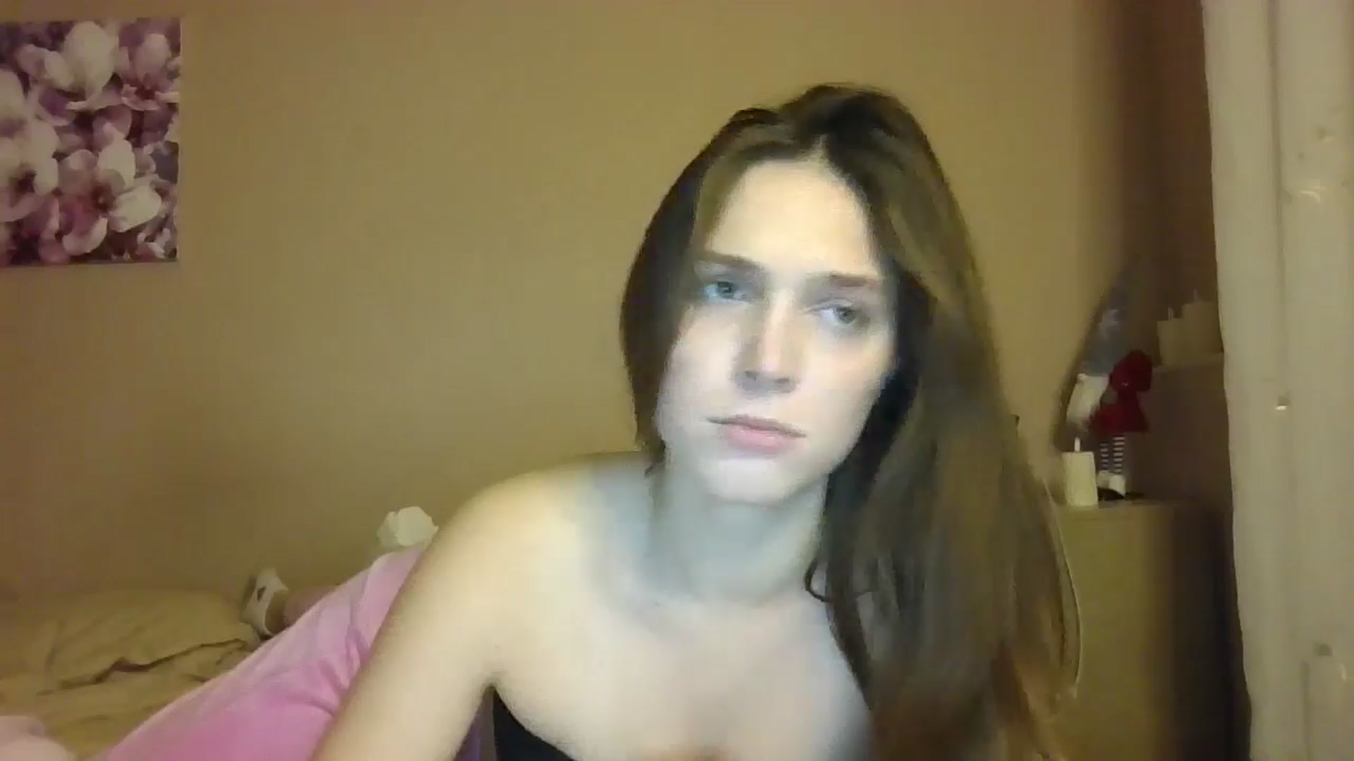 Gallery image thumbnail from HaleyReed's myfreecams stream on, 12/09/2024, 17:09 image 3 of 20