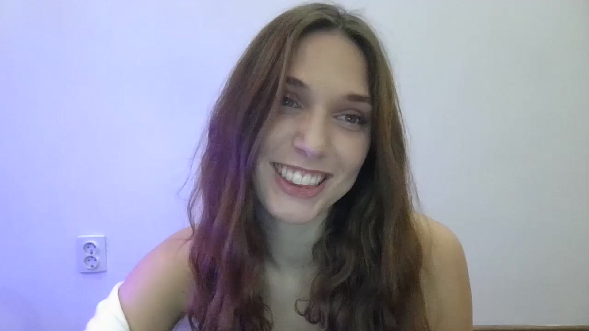 Gallery image thumbnail from HaleyReed's myfreecams stream on, 12/10/2024, 13:23 image 2 of 20