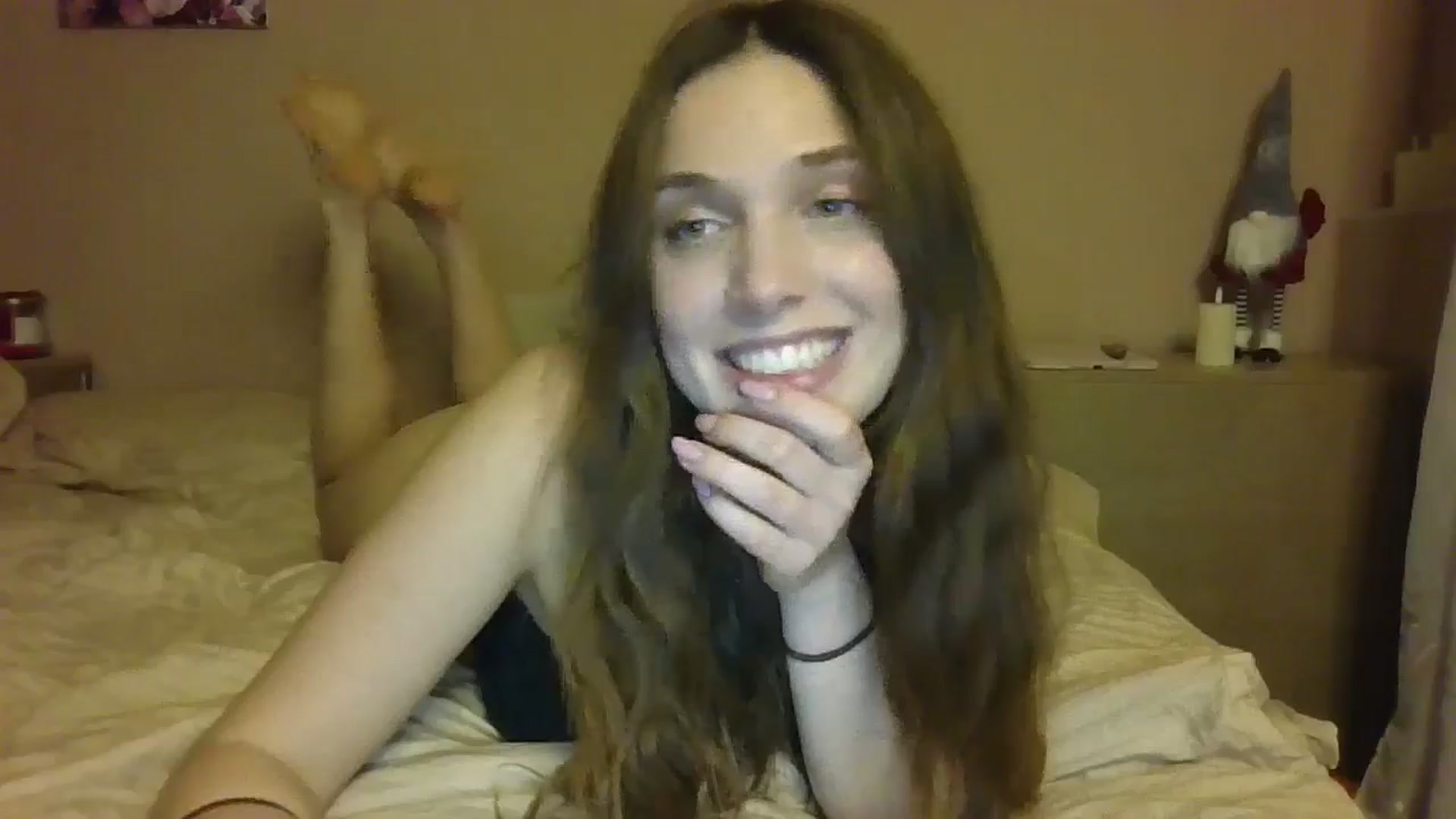 Gallery image thumbnail from HaleyReed's myfreecams stream on, 12/10/2024, 15:40 image 18 of 20
