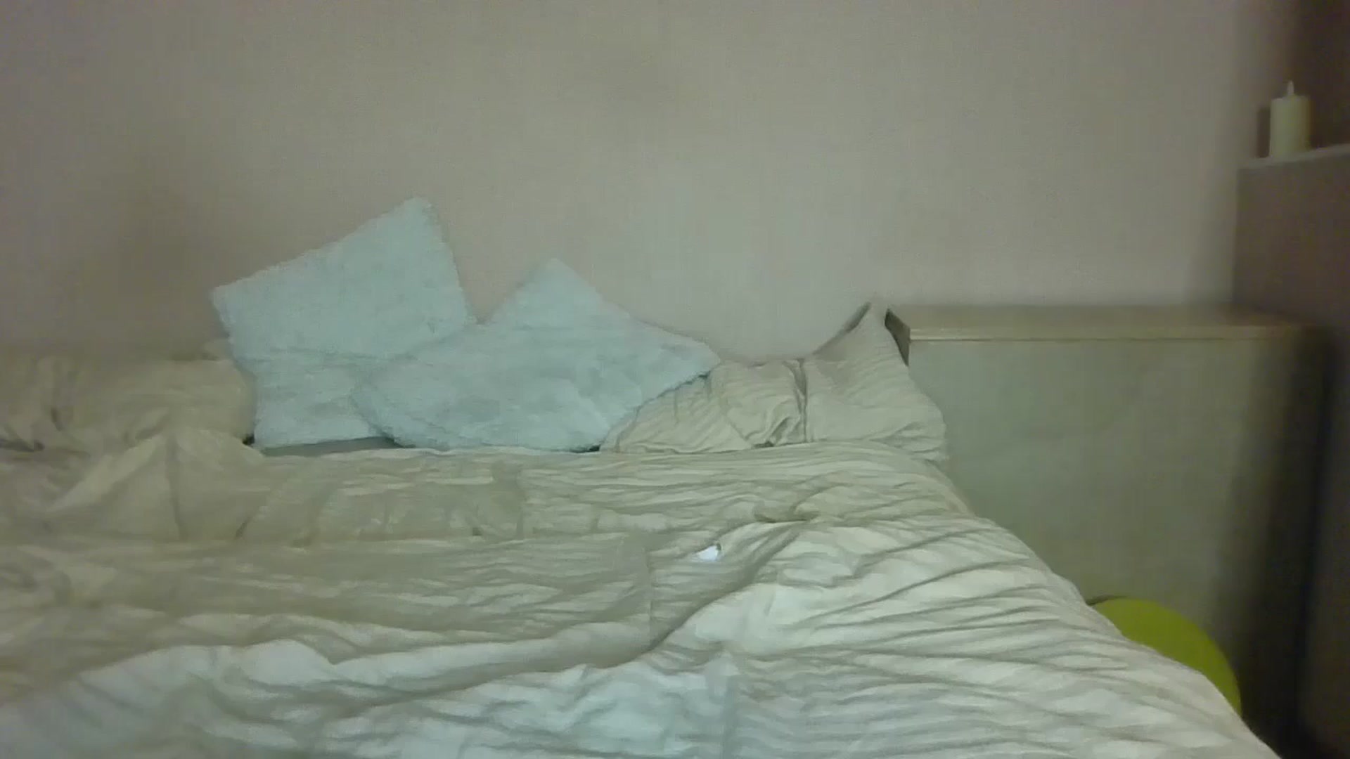 Gallery image thumbnail from HaleyReed's myfreecams stream on, 12/12/2024, 13:50 image 15 of 20