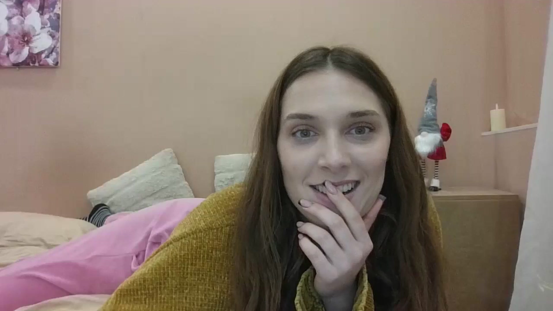 Gallery image thumbnail from HaleyReed's myfreecams stream on, 12/12/2024, 16:24 image 11 of 20