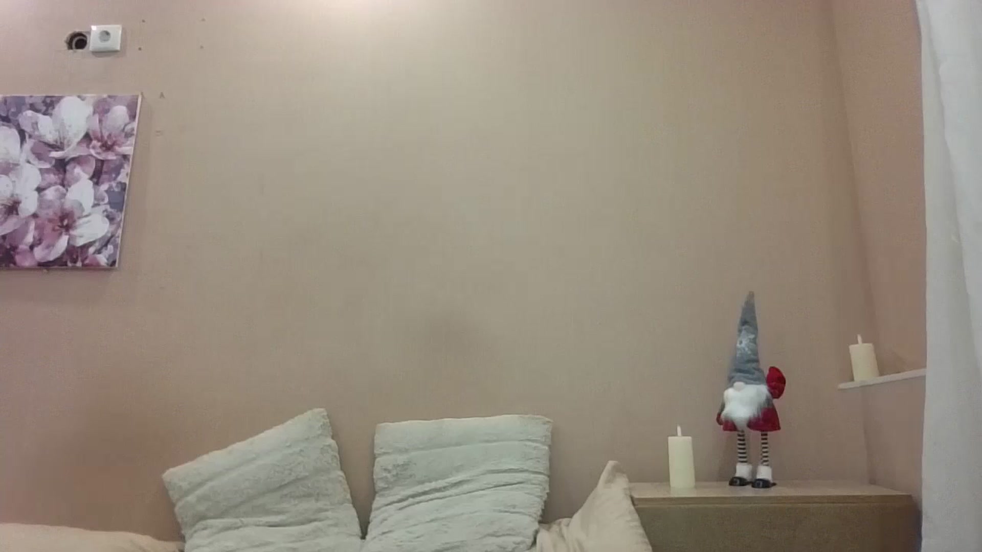 Gallery image thumbnail from HaleyReed's myfreecams stream on, 12/12/2024, 16:24 image 16 of 20
