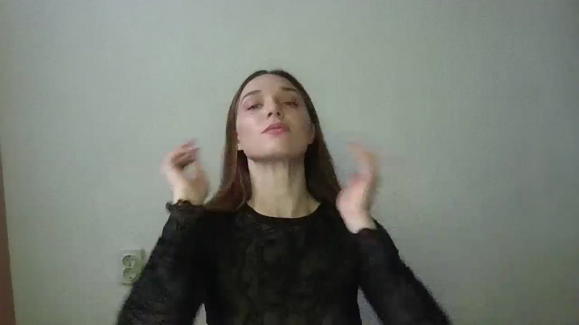 Gallery image thumbnail from HaleyReed's myfreecams stream on, 12/13/2024, 10:32 image 16 of 20