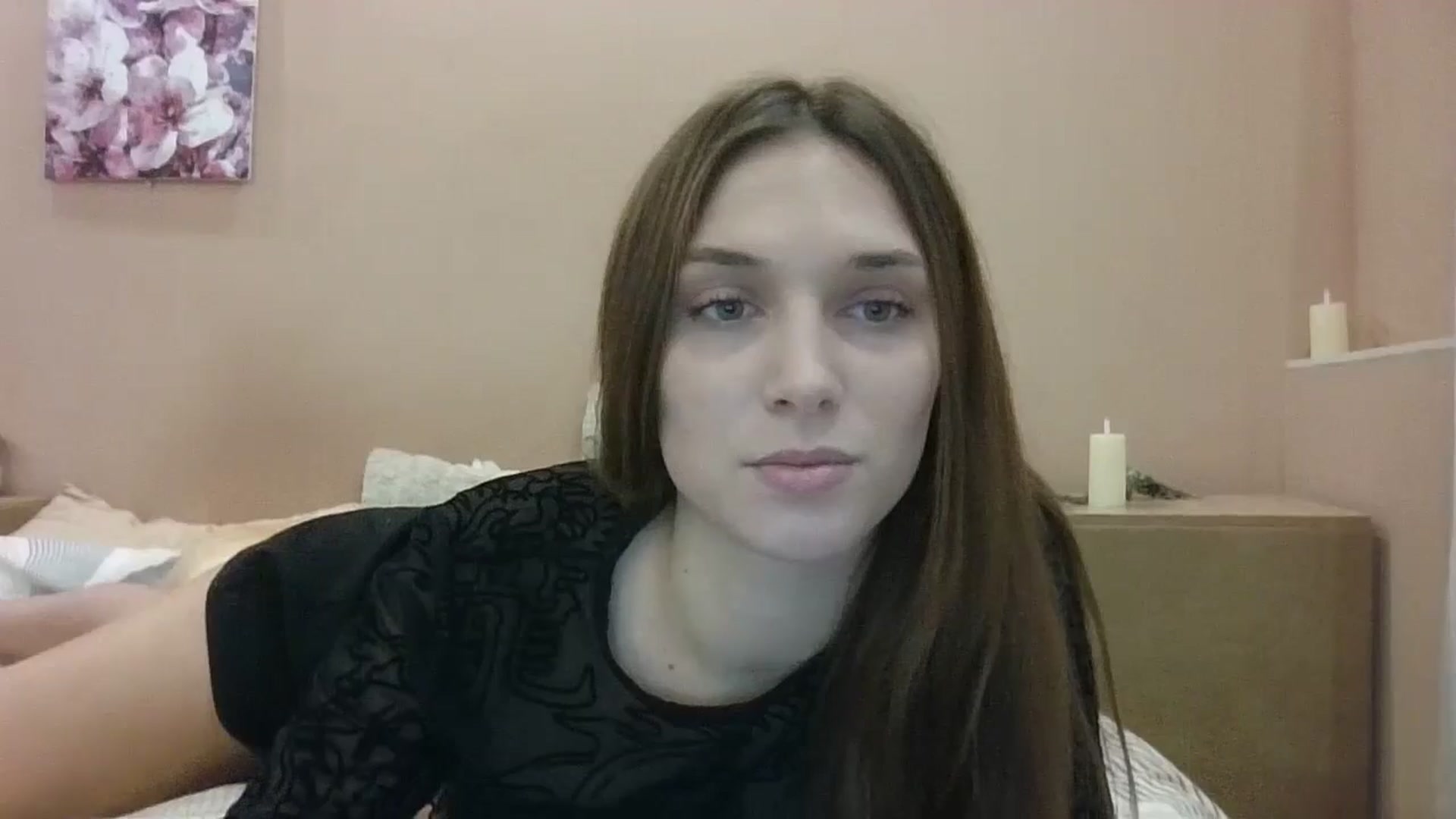Gallery image thumbnail from HaleyReed's myfreecams stream on, 12/13/2024, 13:36 image 9 of 20