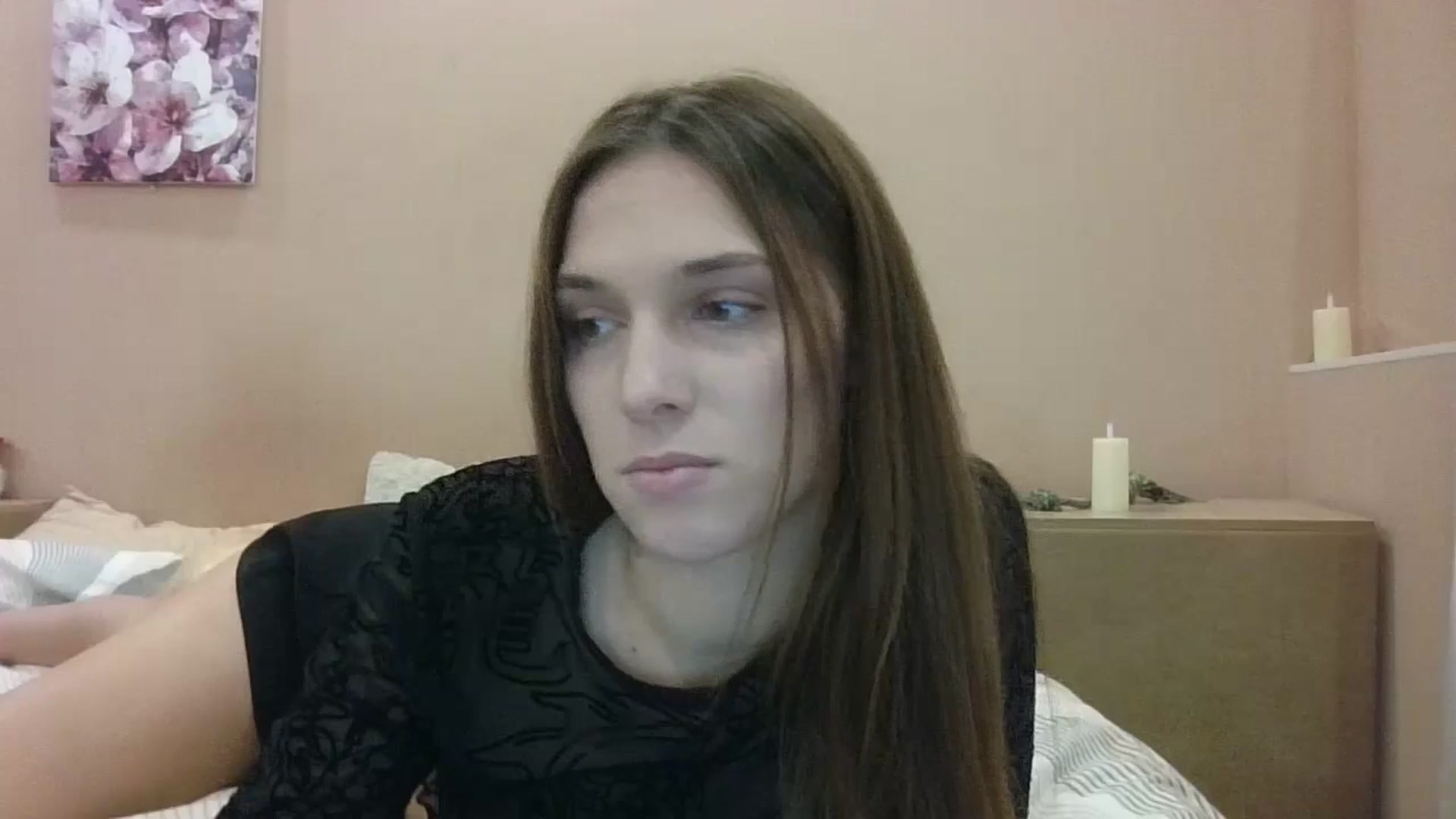 Gallery image thumbnail from HaleyReed's myfreecams stream on, 12/13/2024, 13:36 image 12 of 20