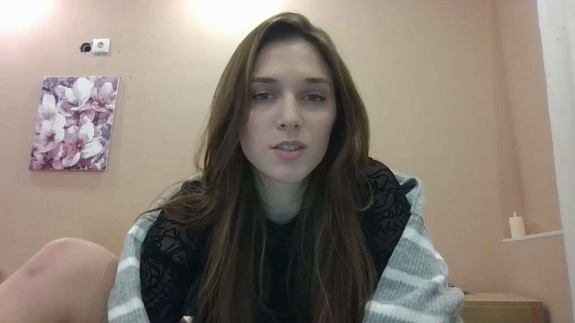 Gallery image thumbnail from HaleyReed's myfreecams stream on, 12/13/2024, 14:17 image 4 of 20