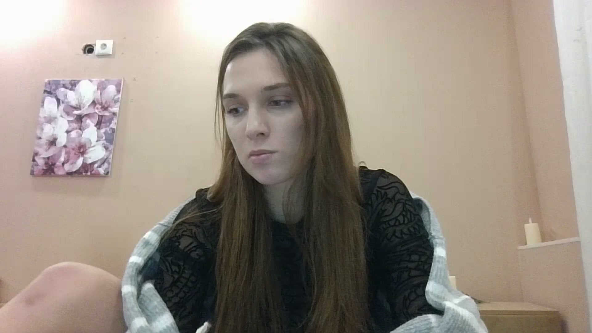 Gallery image thumbnail from HaleyReed's myfreecams stream on, 12/13/2024, 14:17 image 6 of 20