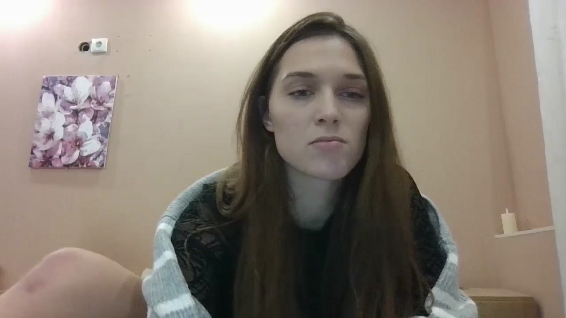 Gallery image thumbnail from HaleyReed's myfreecams stream on, 12/13/2024, 14:17 image 7 of 20