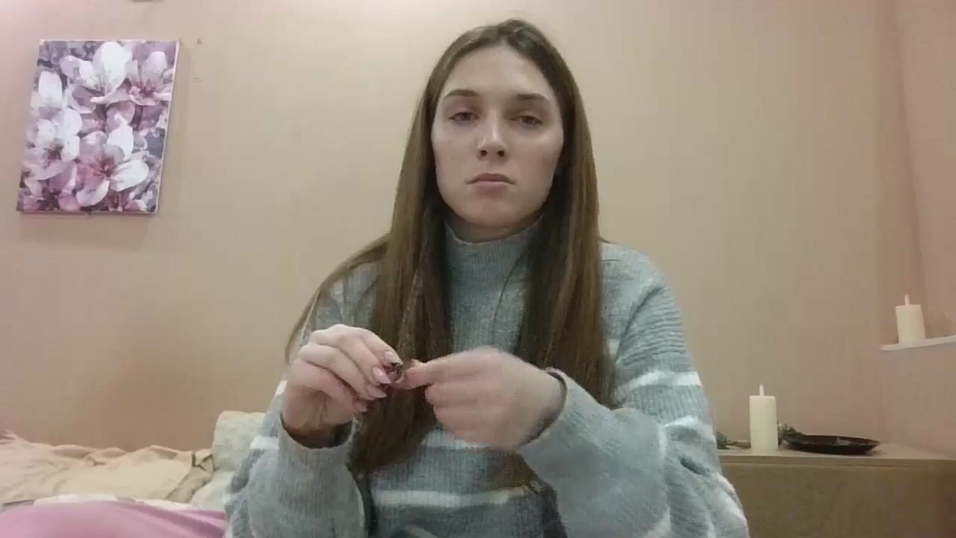 Gallery image thumbnail from HaleyReed's myfreecams stream on, 12/13/2024, 16:05 image 19 of 20
