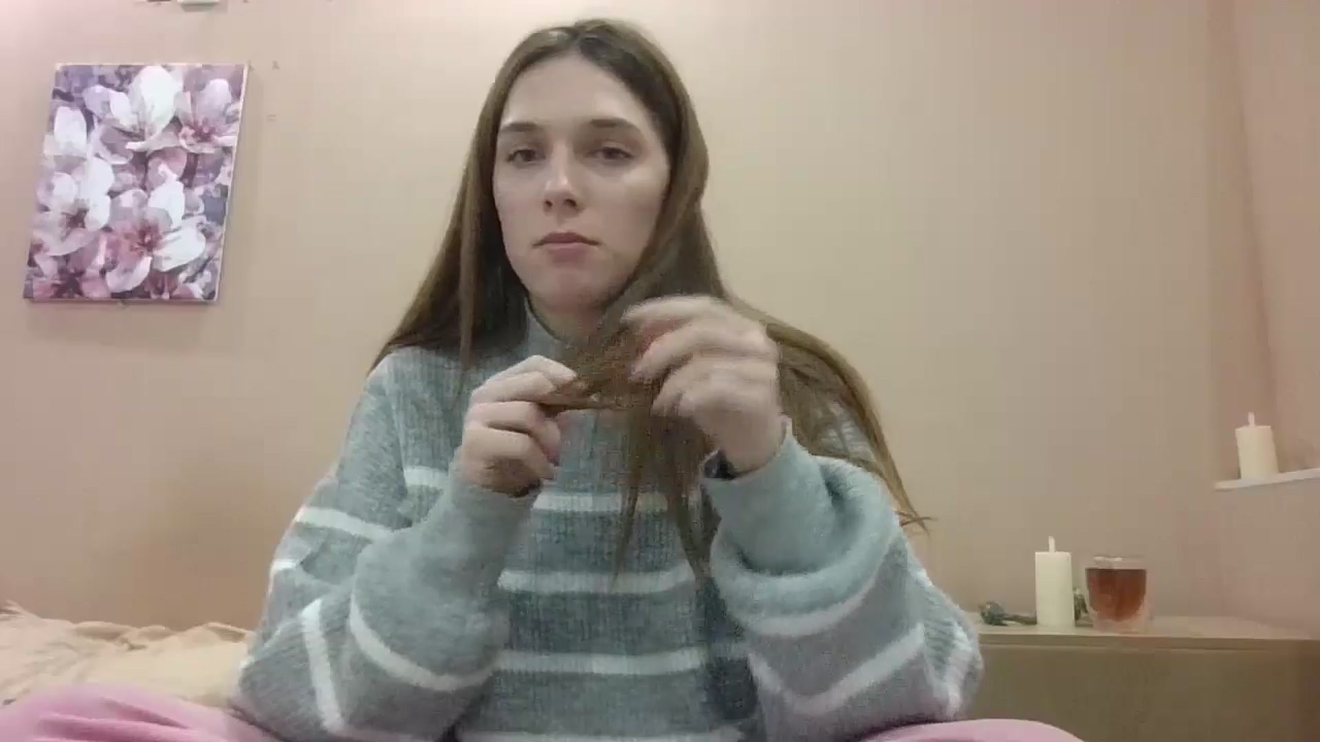 Gallery image thumbnail from HaleyReed's myfreecams stream on, 12/13/2024, 16:05 image 7 of 20