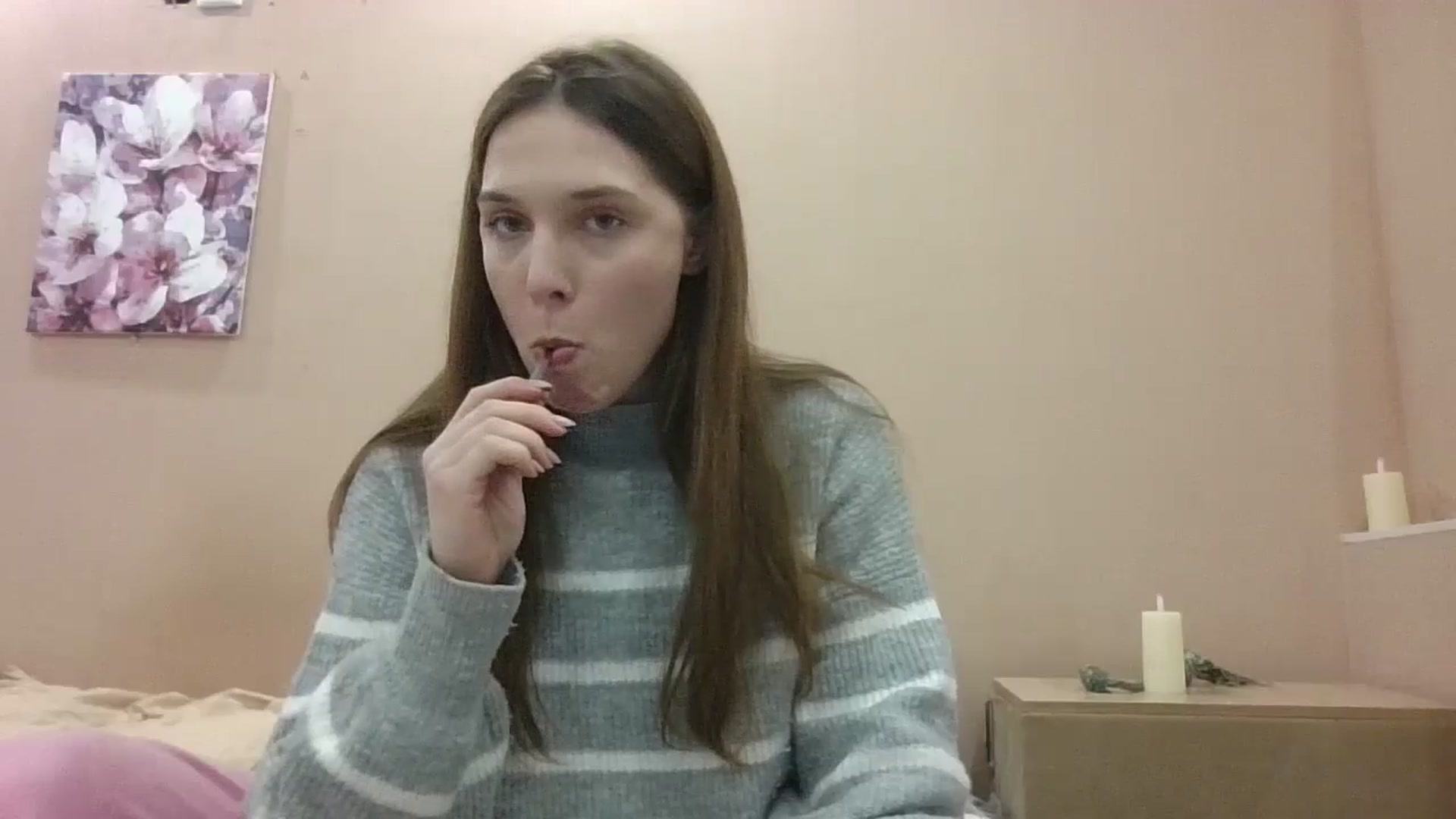 Gallery image thumbnail from HaleyReed's myfreecams stream on, 12/13/2024, 16:05 image 10 of 20
