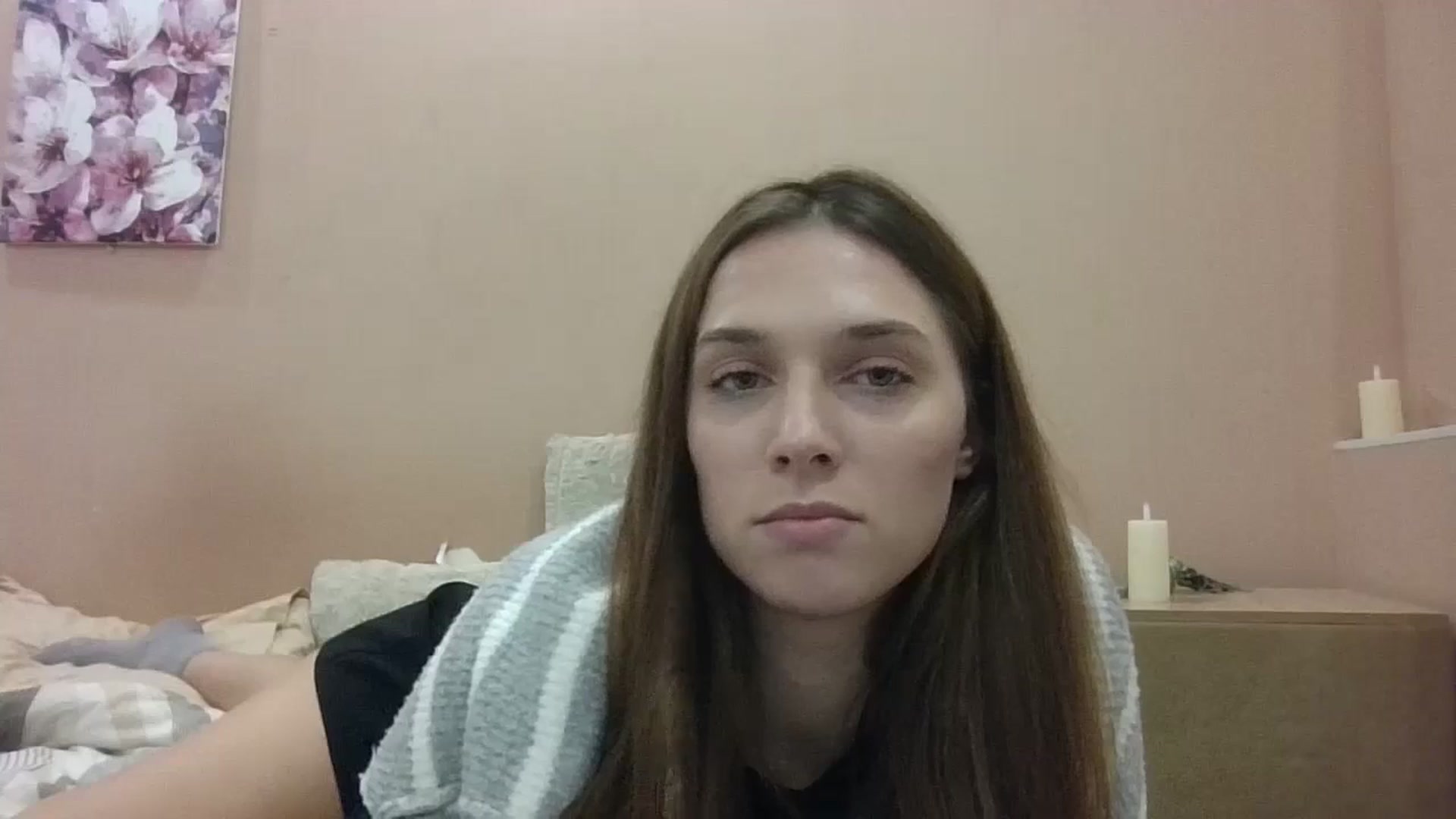 Gallery image thumbnail from HaleyReed's myfreecams stream on, 12/13/2024, 16:05 image 2 of 20