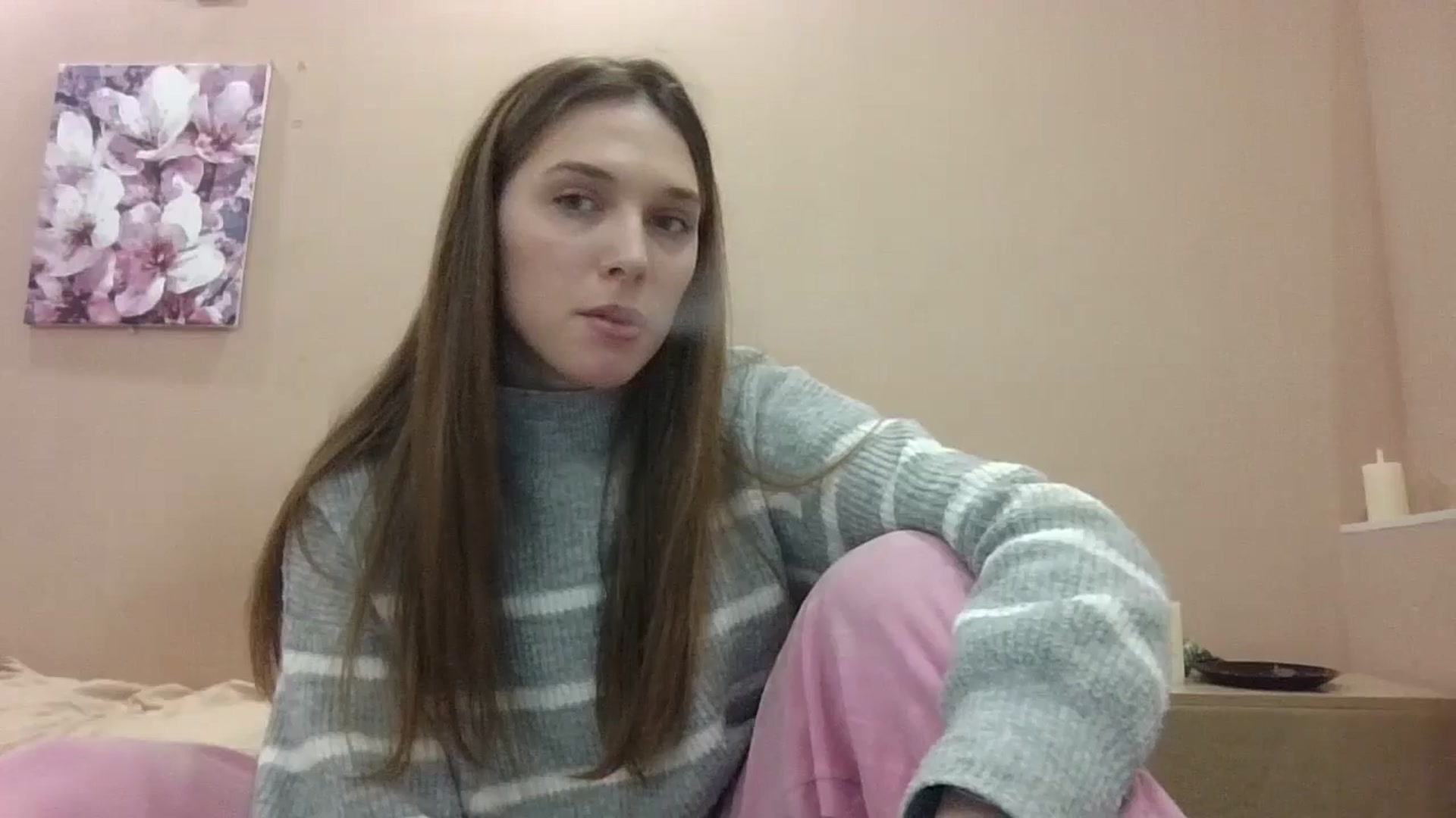 Gallery image thumbnail from HaleyReed's myfreecams stream on, 12/13/2024, 16:05 image 15 of 20