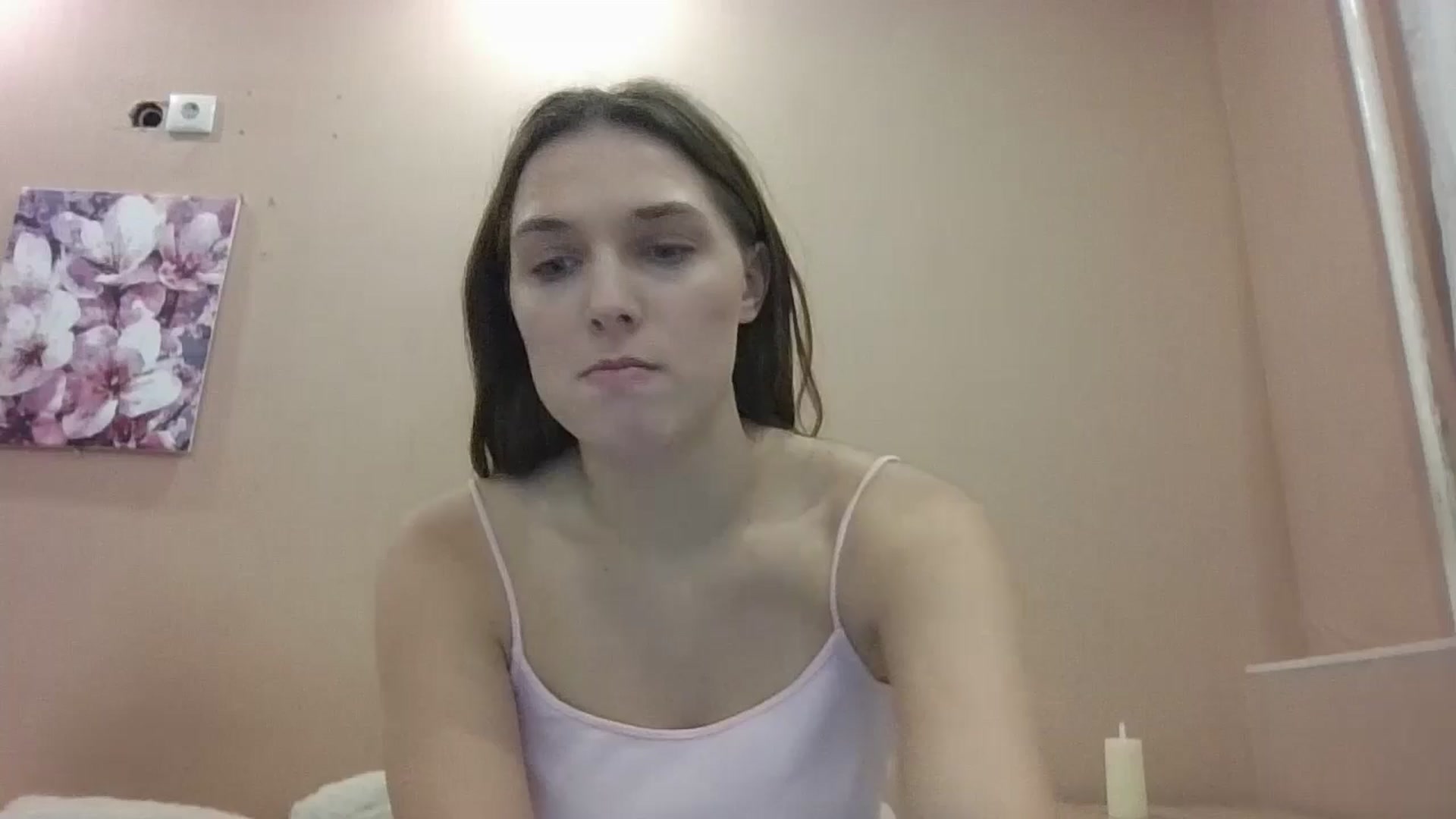 Gallery image thumbnail from HaleyReed's myfreecams stream on, 12/16/2024, 18:21 image 15 of 20