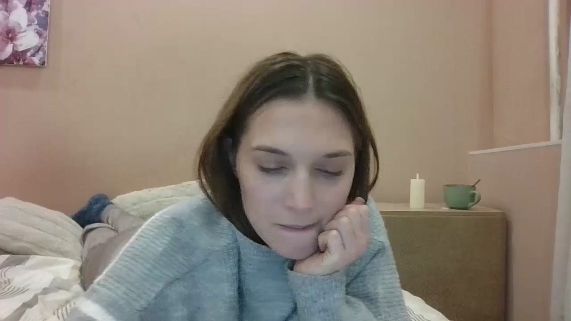 Gallery image thumbnail from HaleyReed's myfreecams stream on, 12/16/2024, 18:53 image 1 of 20