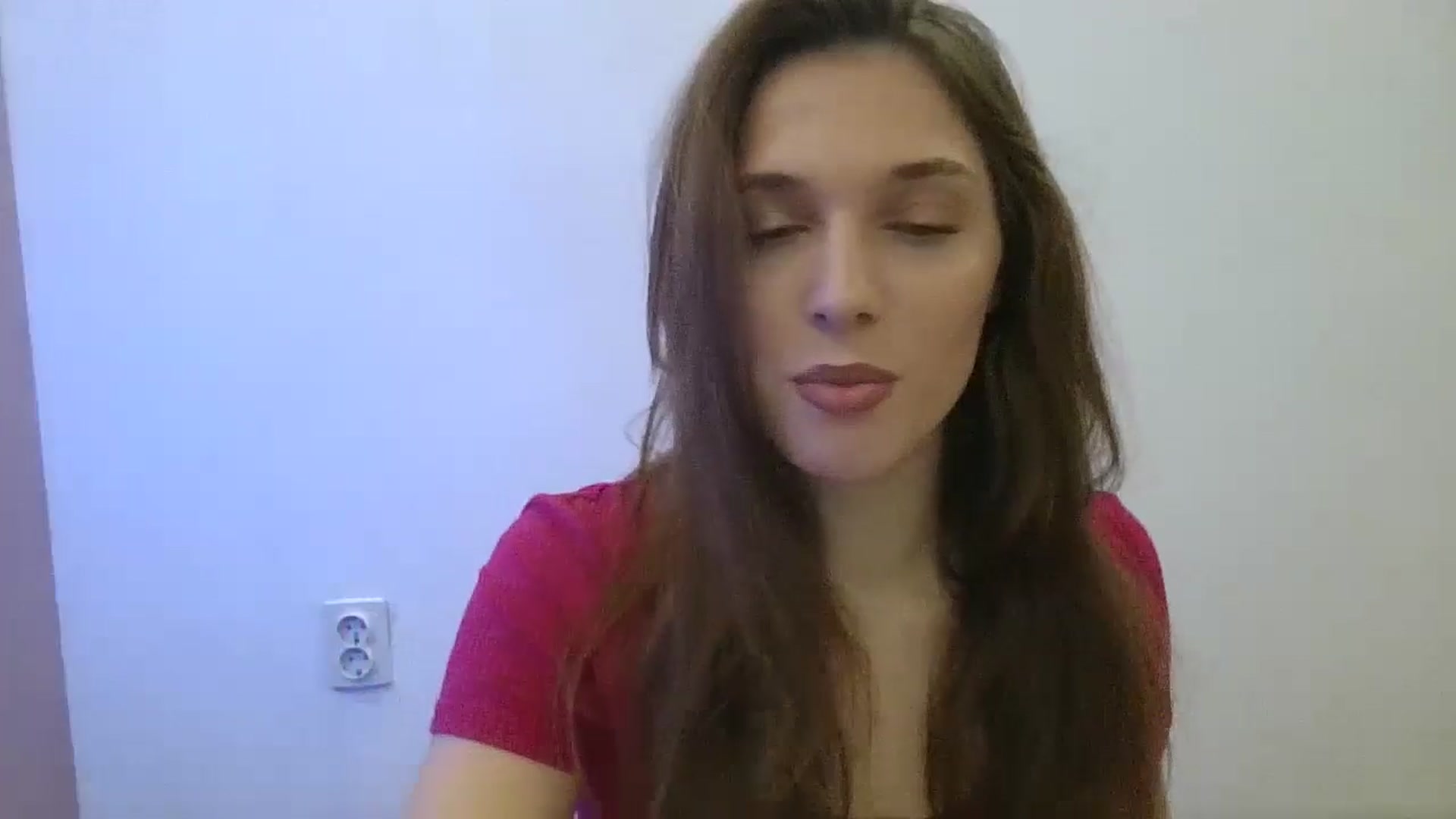 Gallery image thumbnail from HaleyReed's myfreecams stream on, 12/18/2024, 12:13 image 13 of 20
