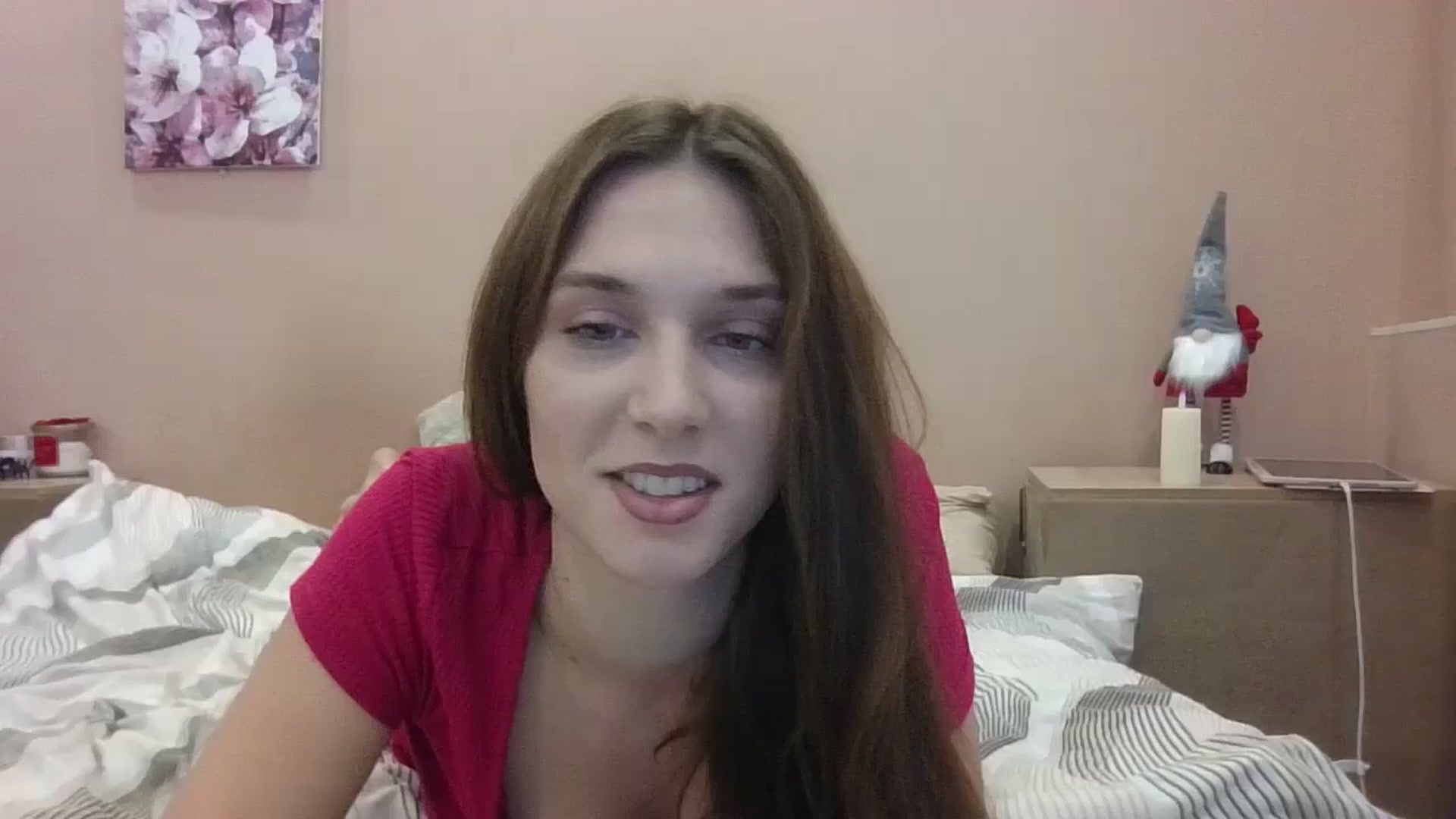 Gallery image thumbnail from HaleyReed's myfreecams stream on, 12/18/2024, 13:05 image 2 of 20