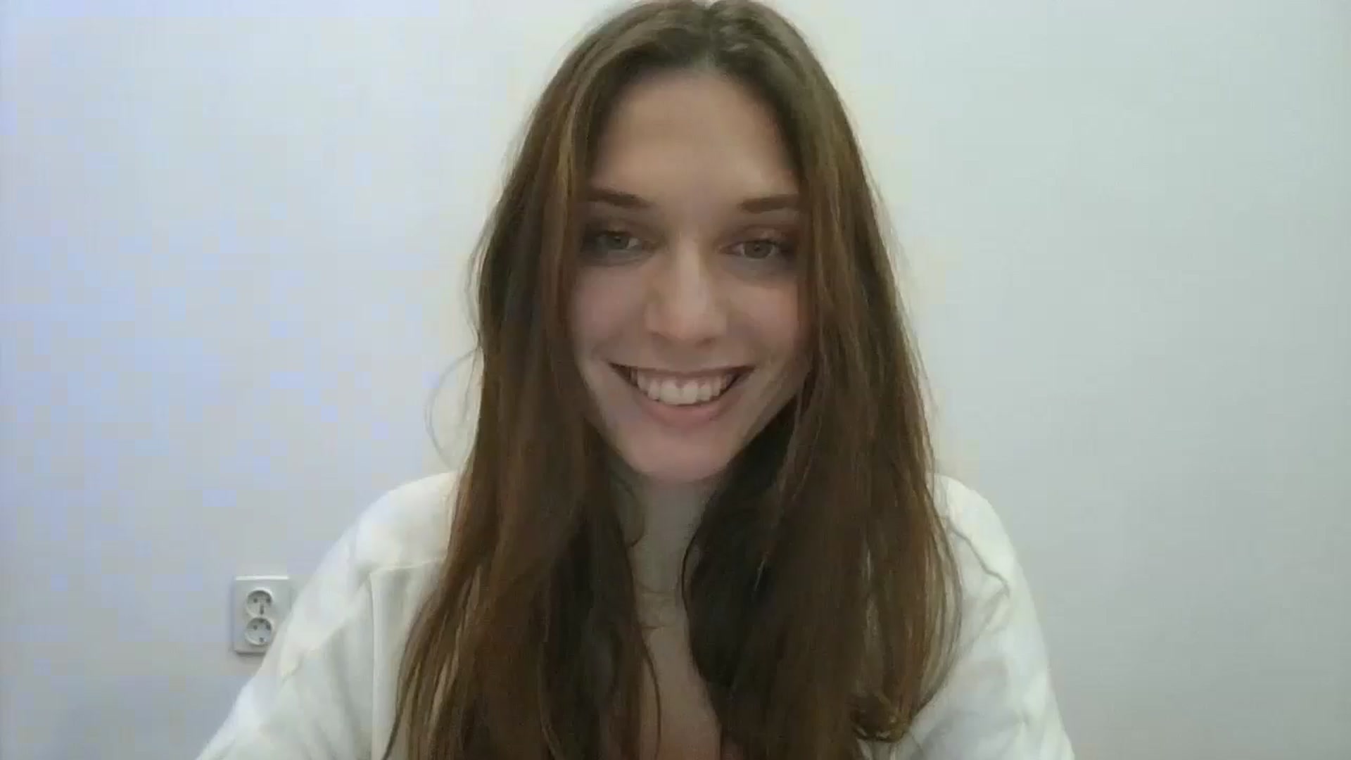 Gallery image thumbnail from HaleyReed's myfreecams stream on, 12/19/2024, 16:45 image 13 of 20
