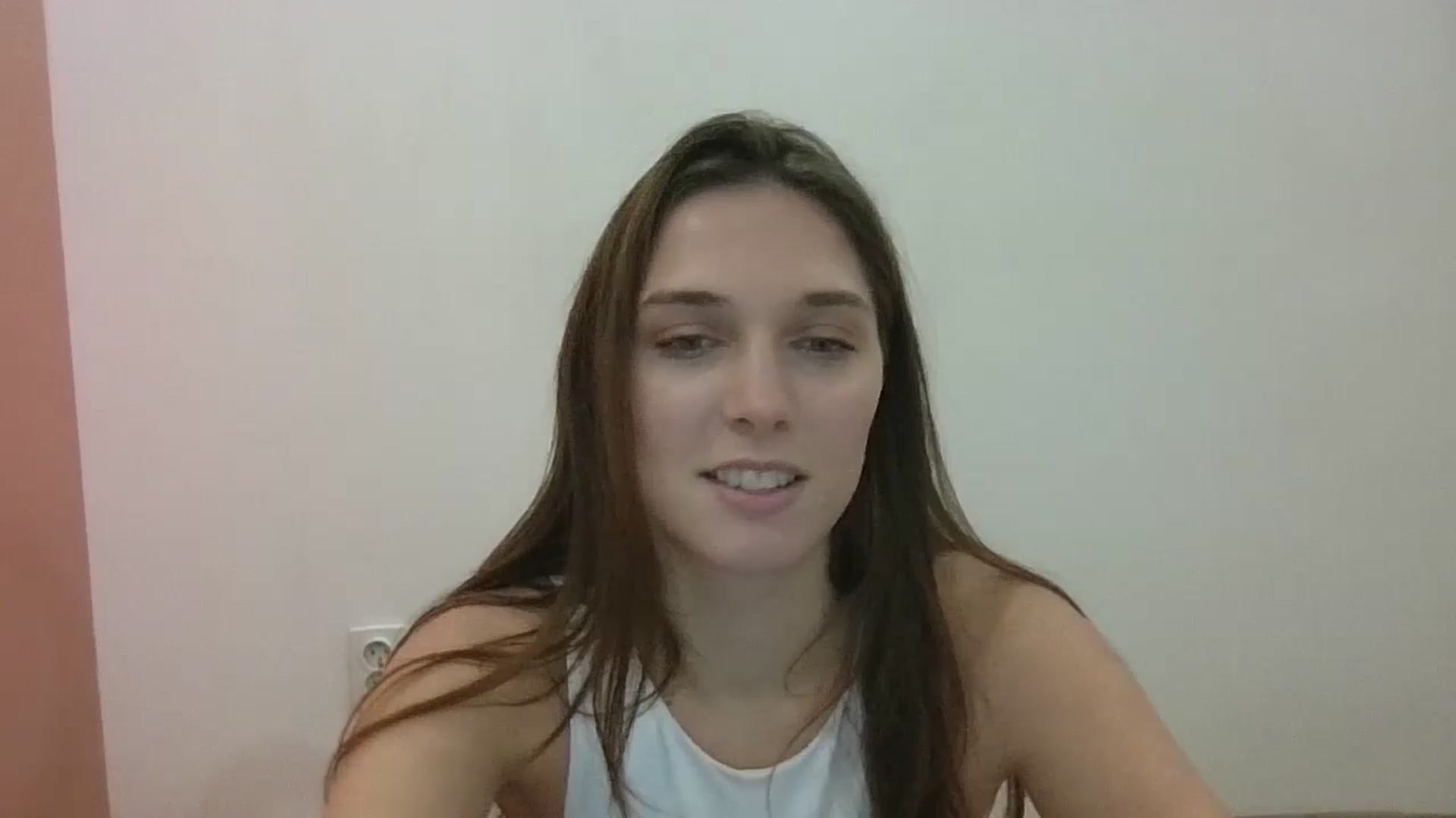 Gallery image thumbnail from HaleyReed's myfreecams stream on, 12/19/2024, 17:42 image 18 of 20