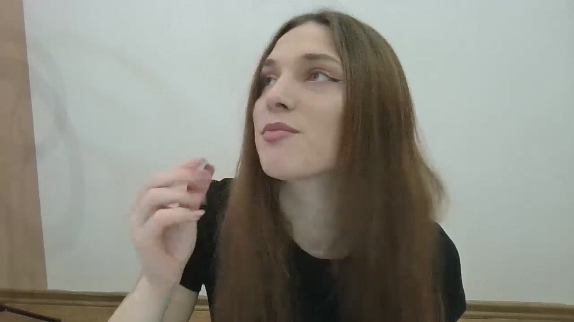Gallery image thumbnail from HaleyReed's myfreecams stream on, 12/20/2024, 13:32 image 6 of 20