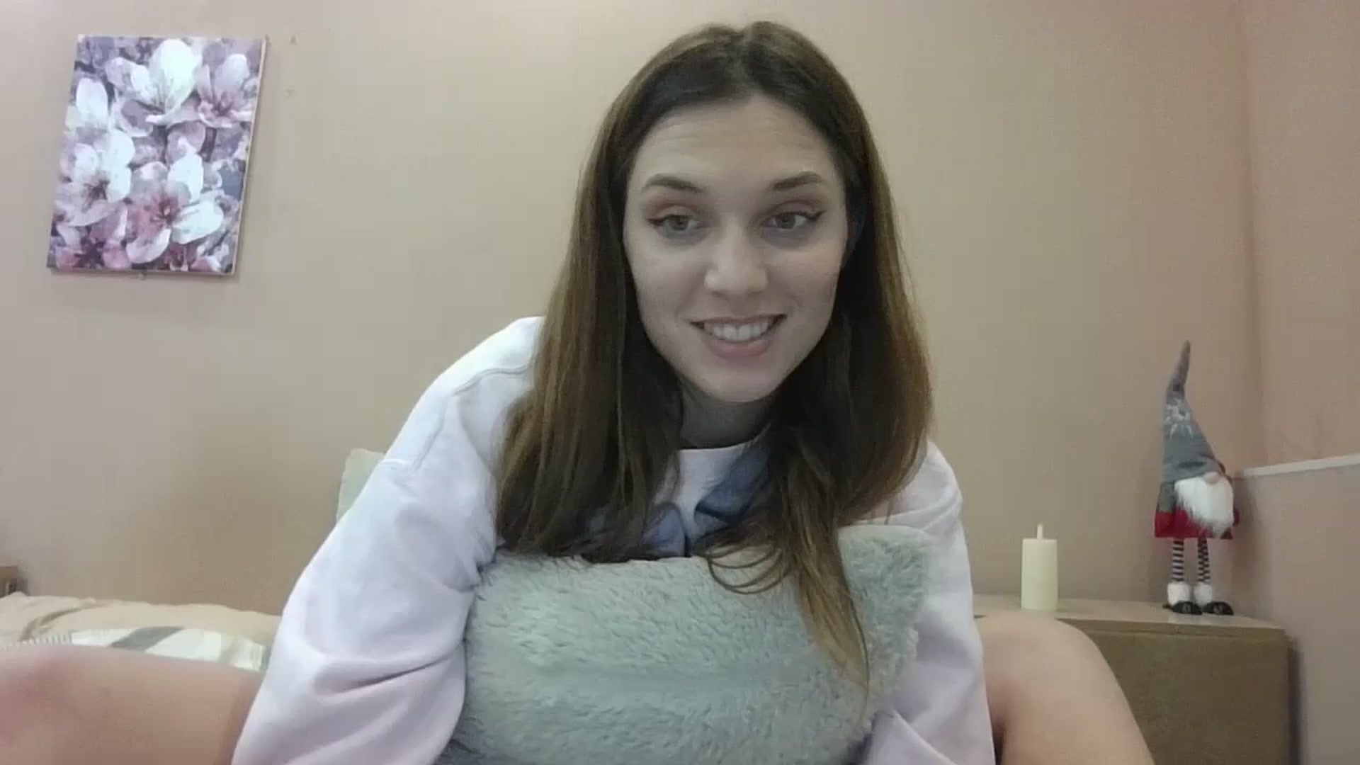 Gallery image thumbnail from HaleyReed's myfreecams stream on, 12/20/2024, 16:26 image 1 of 20