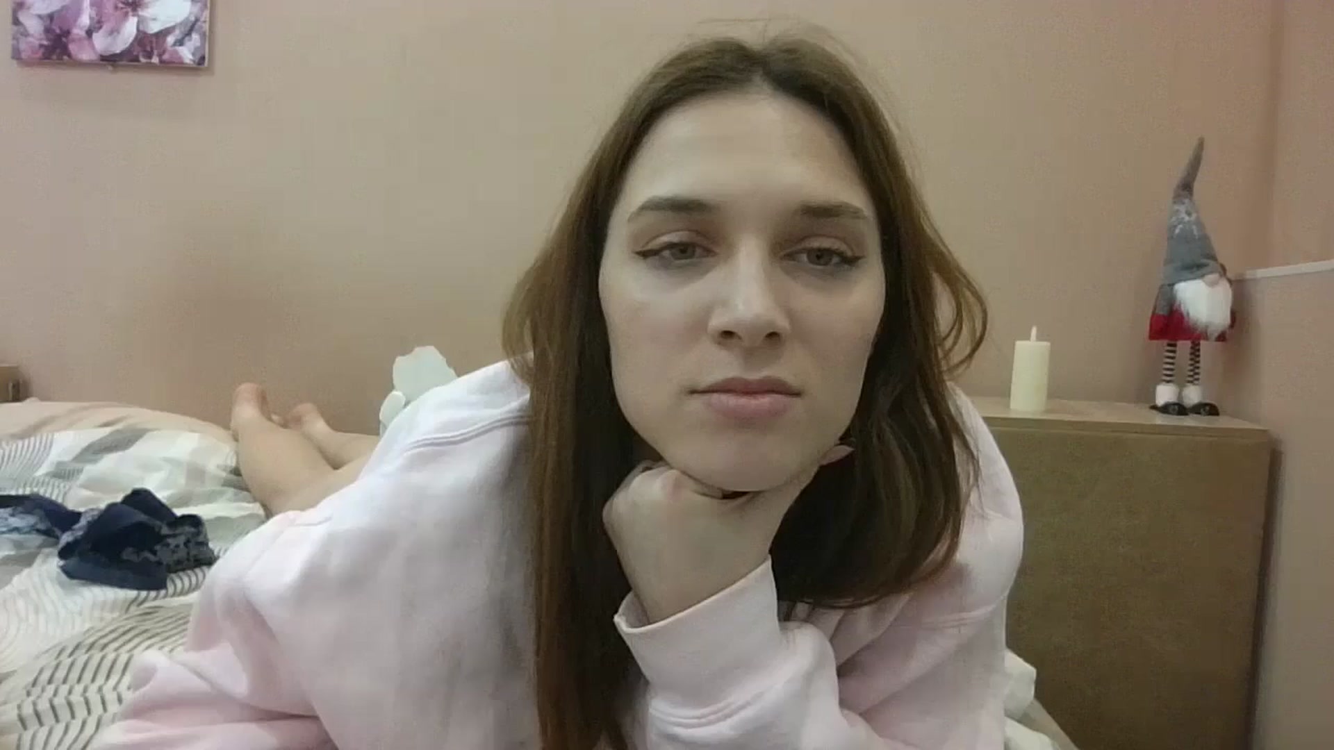 Gallery image thumbnail from HaleyReed's myfreecams stream on, 12/20/2024, 17:13 image 11 of 20
