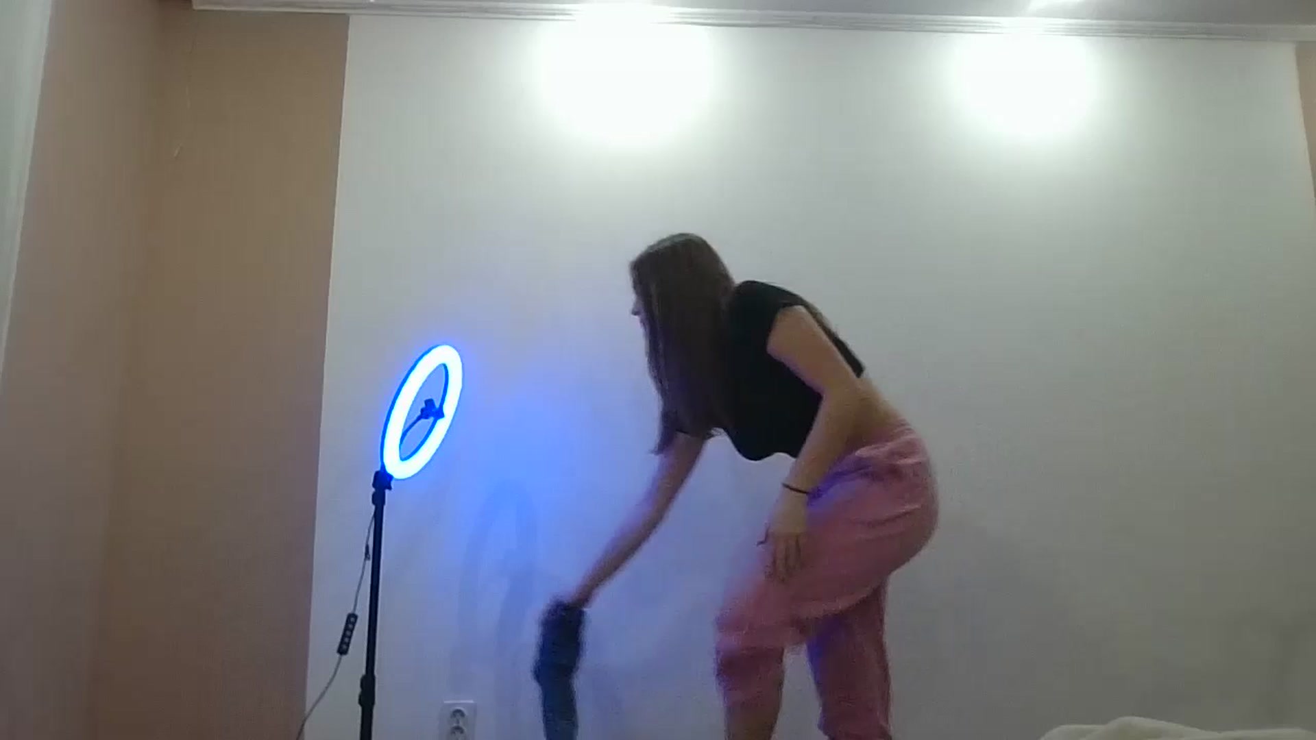Gallery image thumbnail from HaleyReed's myfreecams stream on, 12/23/2024, 14:03 image 11 of 20