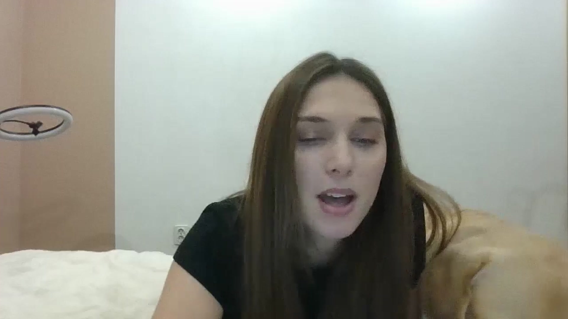 Gallery image thumbnail from HaleyReed's myfreecams stream on, 12/23/2024, 14:03 image 5 of 20