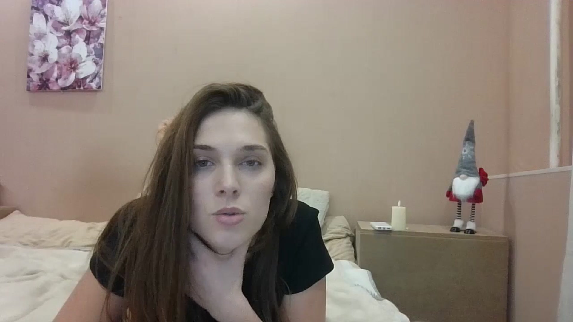 Gallery image thumbnail from HaleyReed's myfreecams stream on, 12/23/2024, 15:24 image 8 of 20