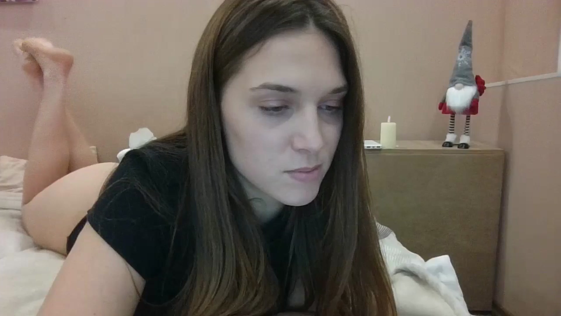 Gallery image thumbnail from HaleyReed's myfreecams stream on, 12/23/2024, 16:16 image 9 of 20