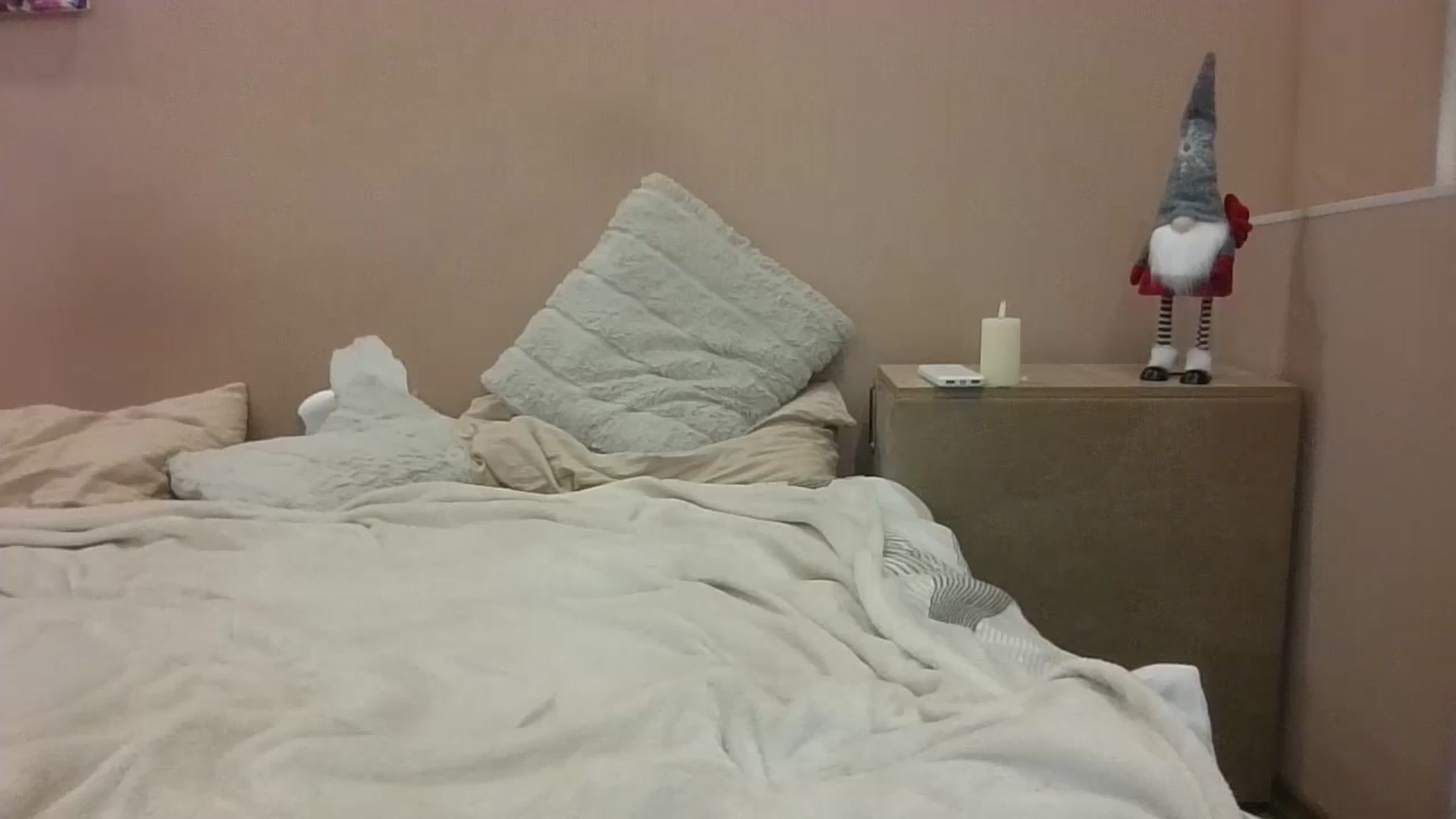 Gallery image thumbnail from HaleyReed's myfreecams stream on, 12/23/2024, 16:16 image 13 of 20